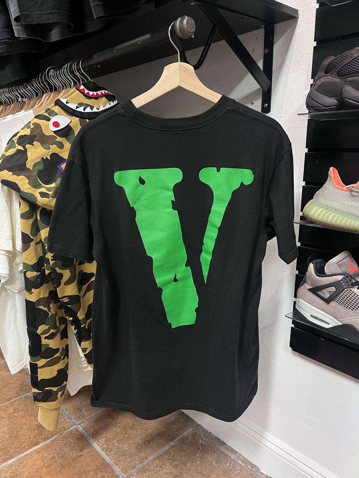 Vlone friends tee green sales