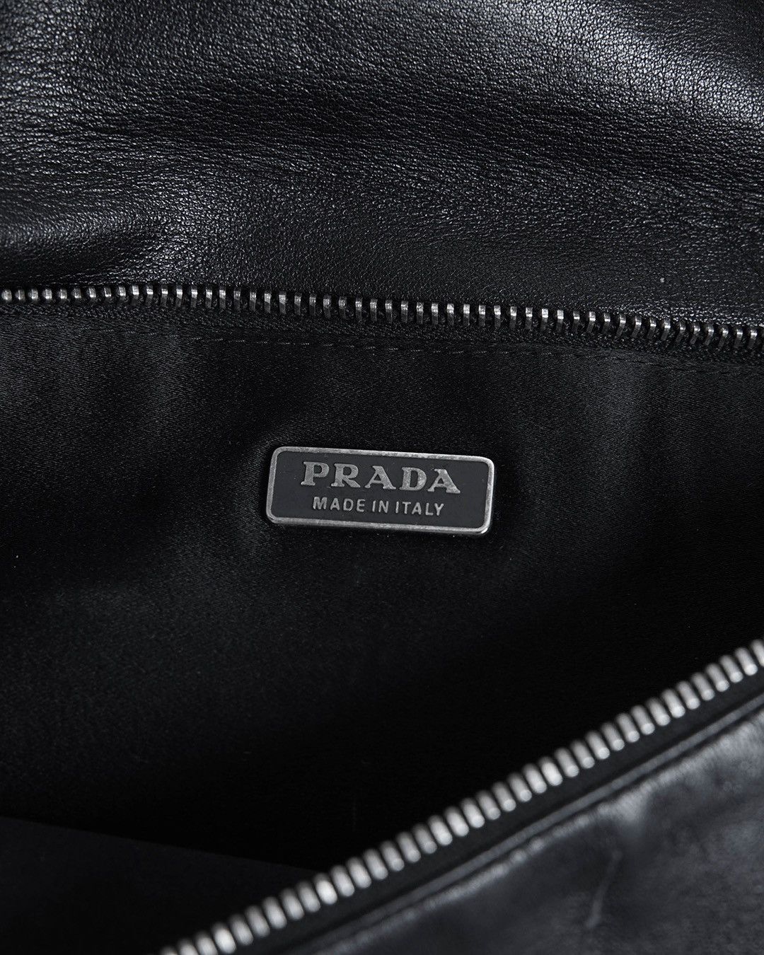 Prada Prada S/S2001 All Black Flat Leather Bag Size ONE SIZE - 7 Thumbnail