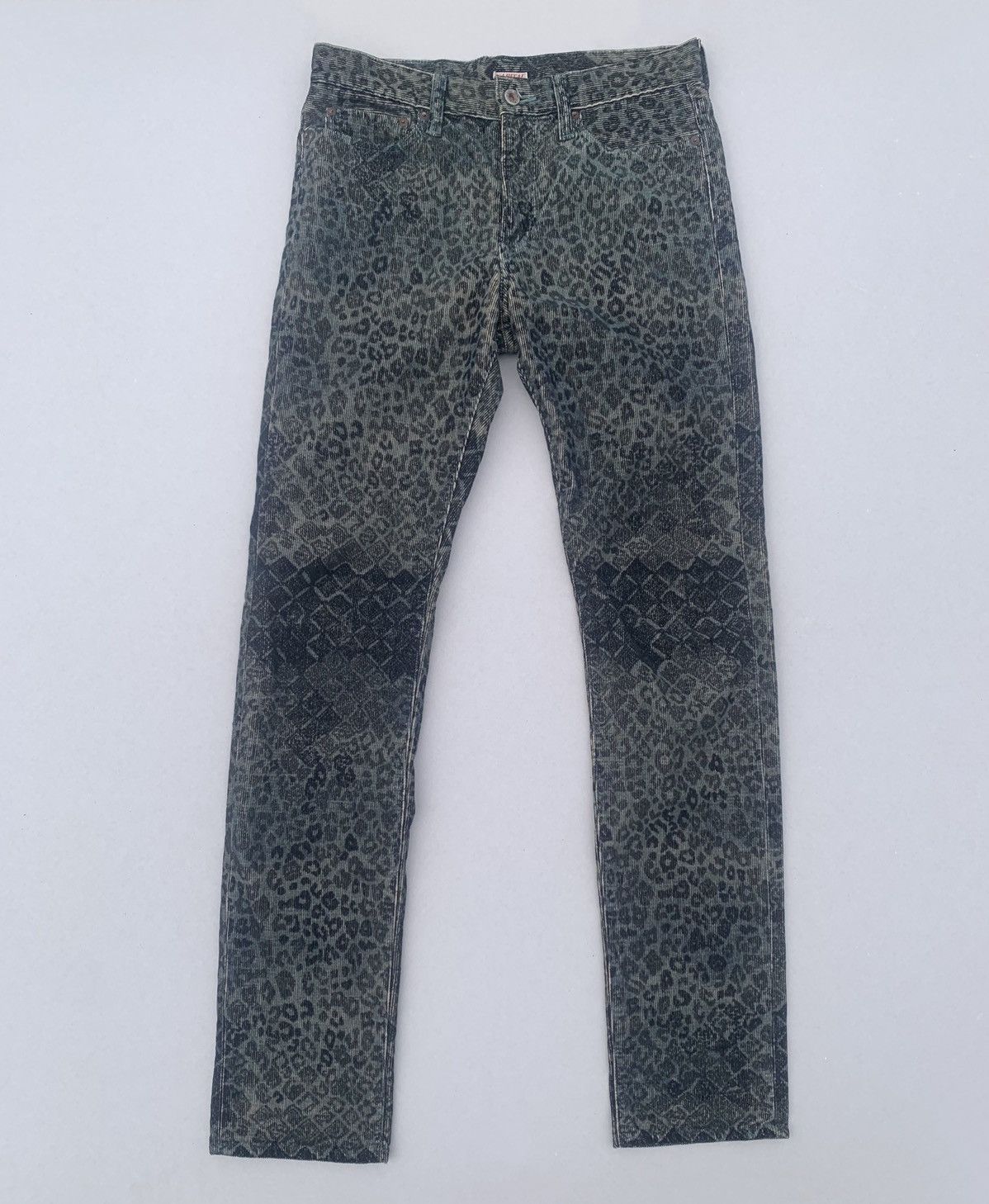 Jun Takahashi × Undercover UNDERCOVER AW02 WITCHES CELL