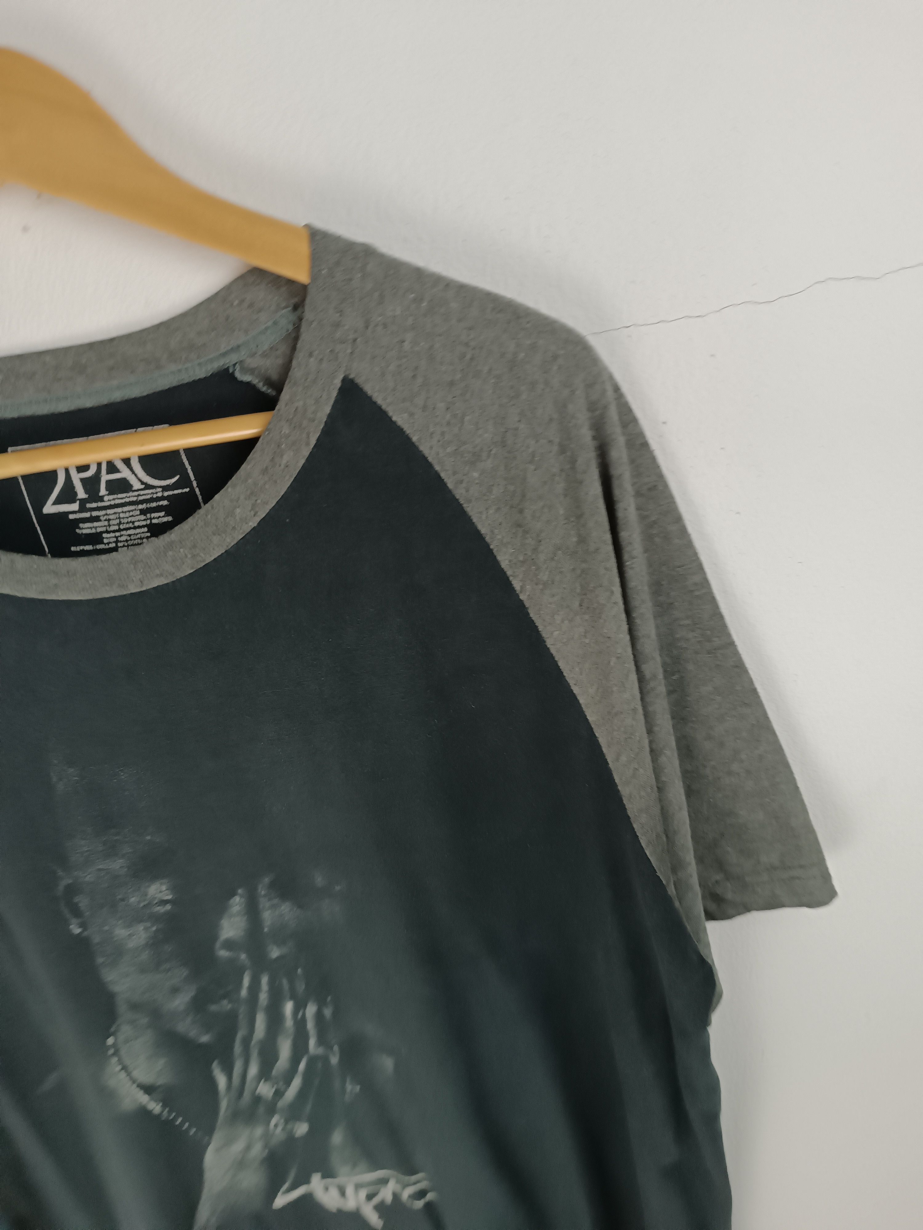 Rap Tees THRASHED FADED VINTAGE TUPAC SHAKUR RAP TEES BIGGIE SNOOP Size US XL / EU 56 / 4 - 7 Thumbnail