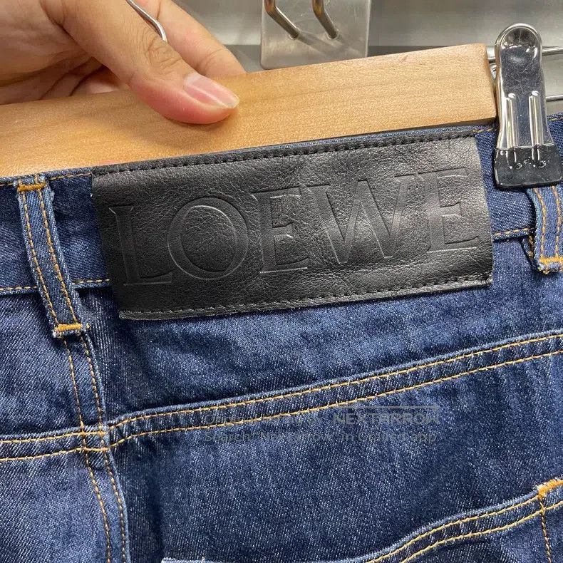Loewe Loewe Back Leather Patch Fisherman Denim Pants Size US 30 / EU 46 - 4 Thumbnail
