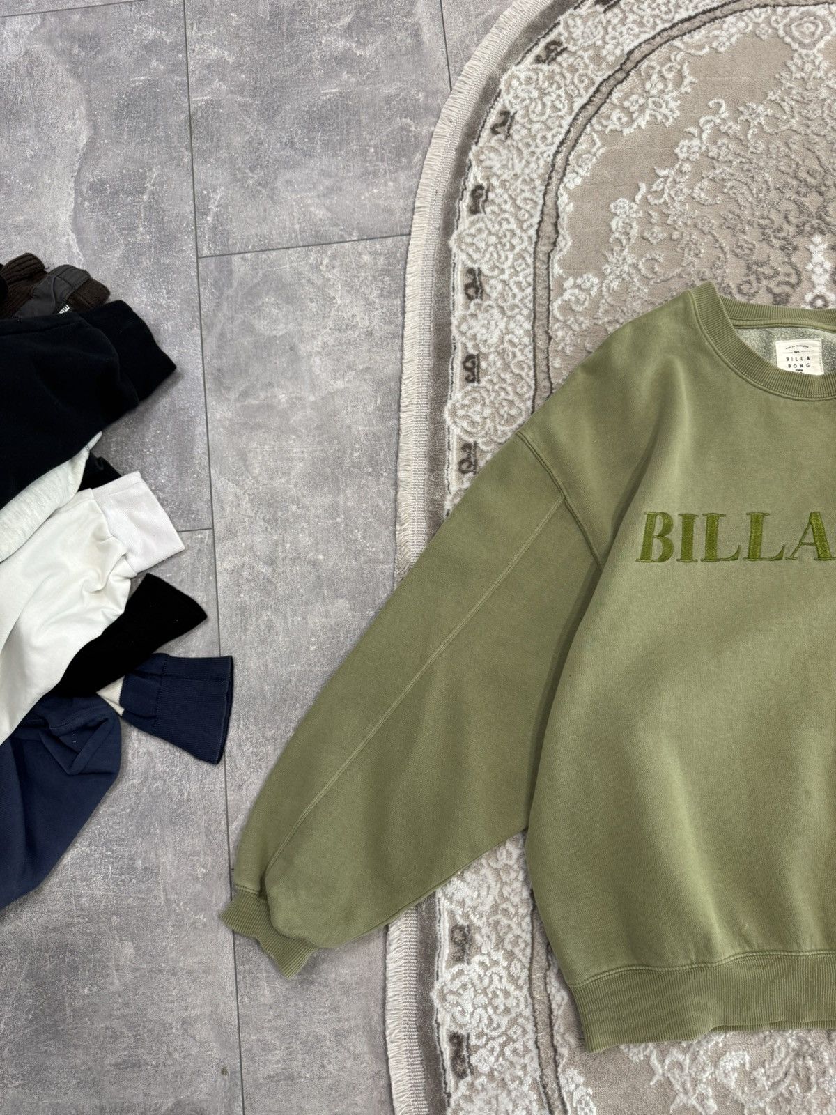 Billabong Vintage Brand Billabong Sweatshirt 1990s Size US L / EU 52-54 / 3 - 3 Thumbnail