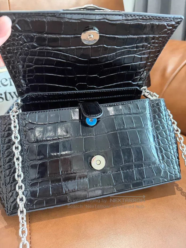 Vivienne Westwood Vivienne Westwood size os HAZEL Medium Single Shoulder Bag Size ONE SIZE - 4 Thumbnail