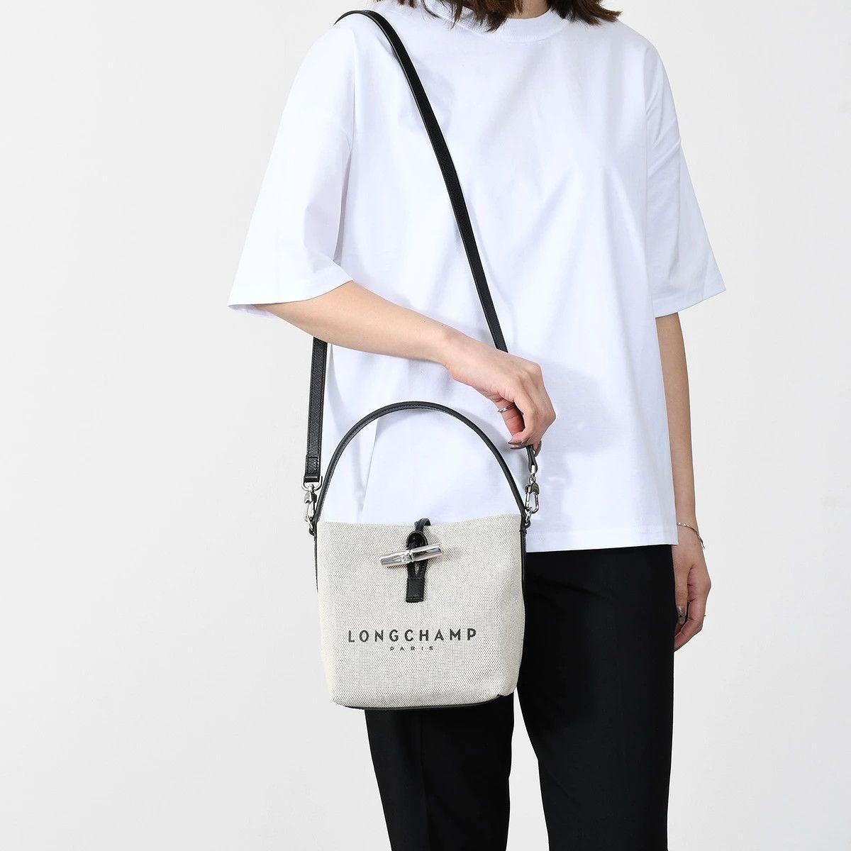 Longchamp New Longchamp Essential Toile Bucket Bag Size ONE SIZE - 2 Thumbnail