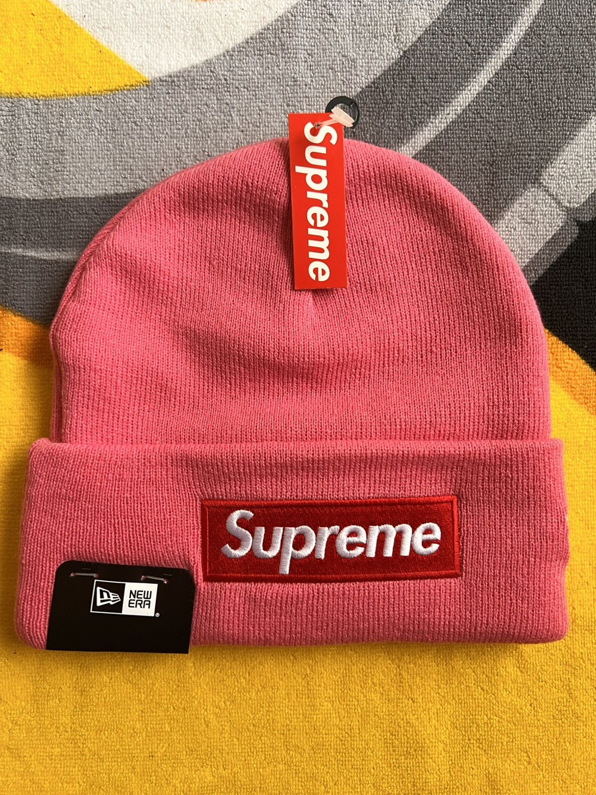 New Era × Supreme FW21 Supreme New Era Box Logo Beanie Pink OS