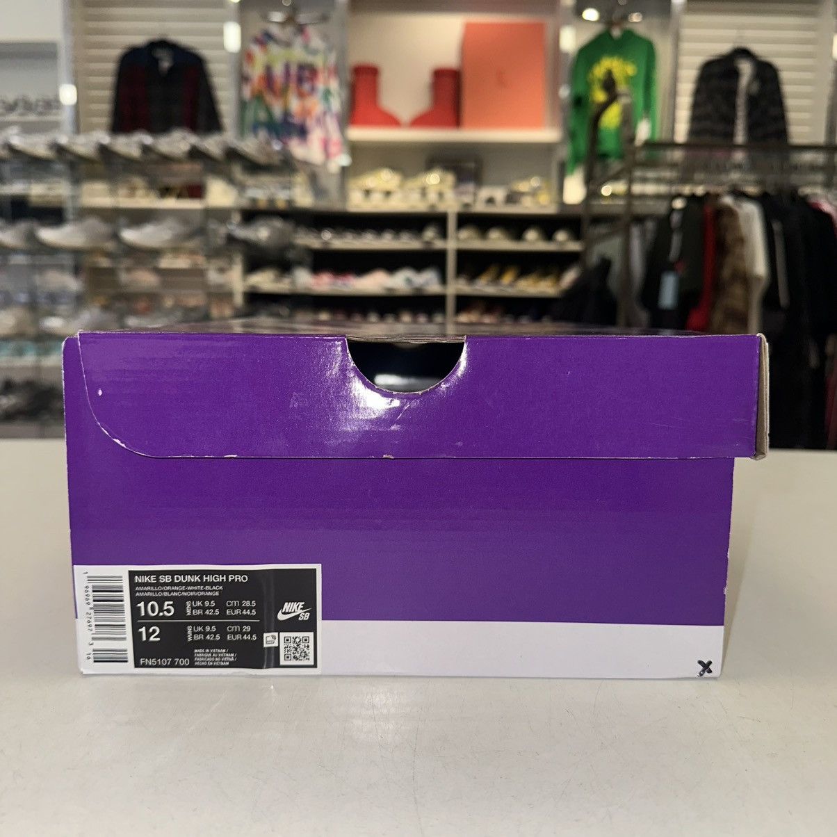 Nike Size 10.5 - Nike Dunk SB High Pro Sweet Tooth Candy Corn Size US 10.5 / EU 43-44 - 7 Thumbnail