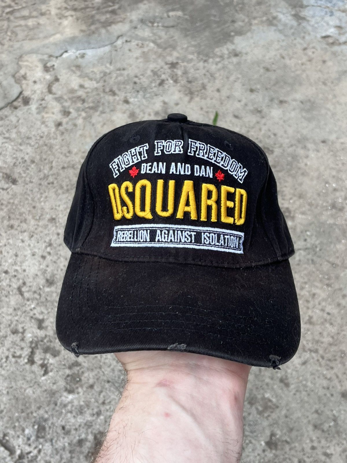 Dsquared2 Vintage Dsquared2 Black Cap Big Logo Luxury Streetwear Y2K Size ONE SIZE - 1 Thumbnail