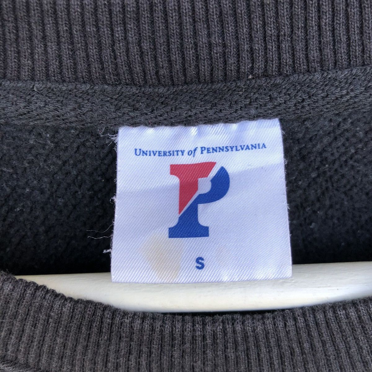 GU University of Pennsylvania Sweatshirt pullover Size US S / EU 44-46 / 1 - 6 Thumbnail