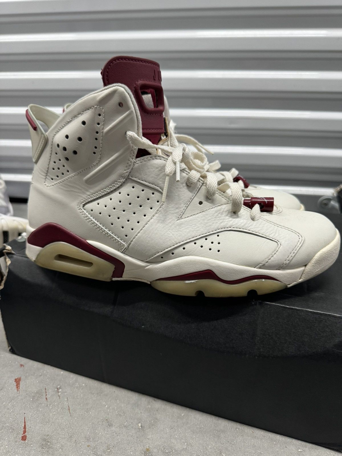 Jordan Brand Used Jordan 6 “Maroon” Size 10 Size US 10 / EU 43 - 2 Thumbnail