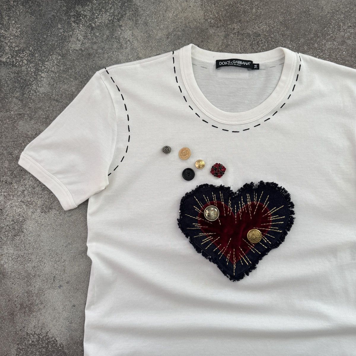 Dolce & Gabbana D&G Dolce & Gabbana Y2K Heart Patch T-Shirt Size M / US 6-8 / IT 42-44 - 2 Thumbnail
