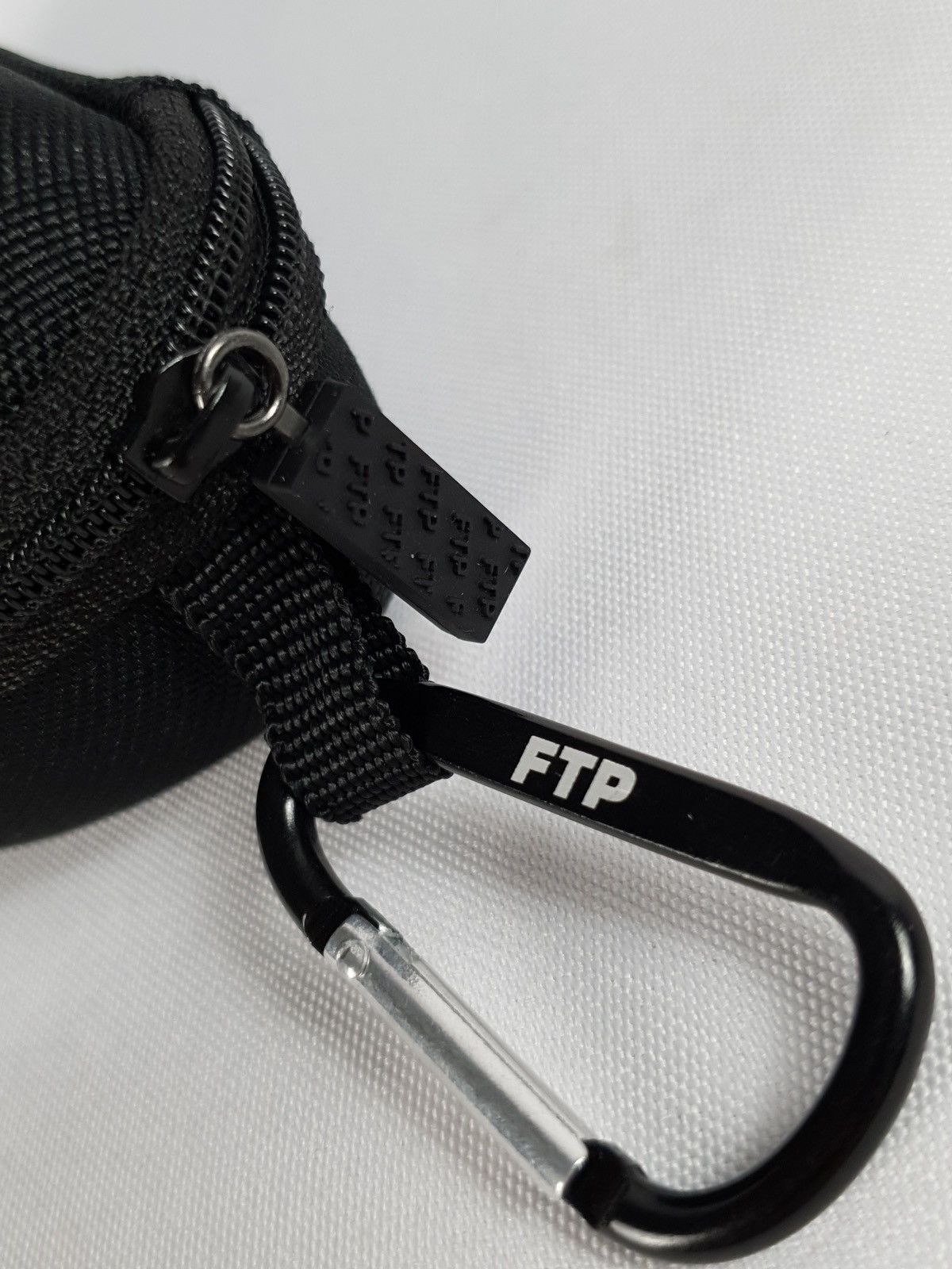 Crap Eyewear × Fuck The Population FTP x Crap Eyewear “The FTP Sport” Sunglasses (2023) Size ONE SIZE - 9 Thumbnail