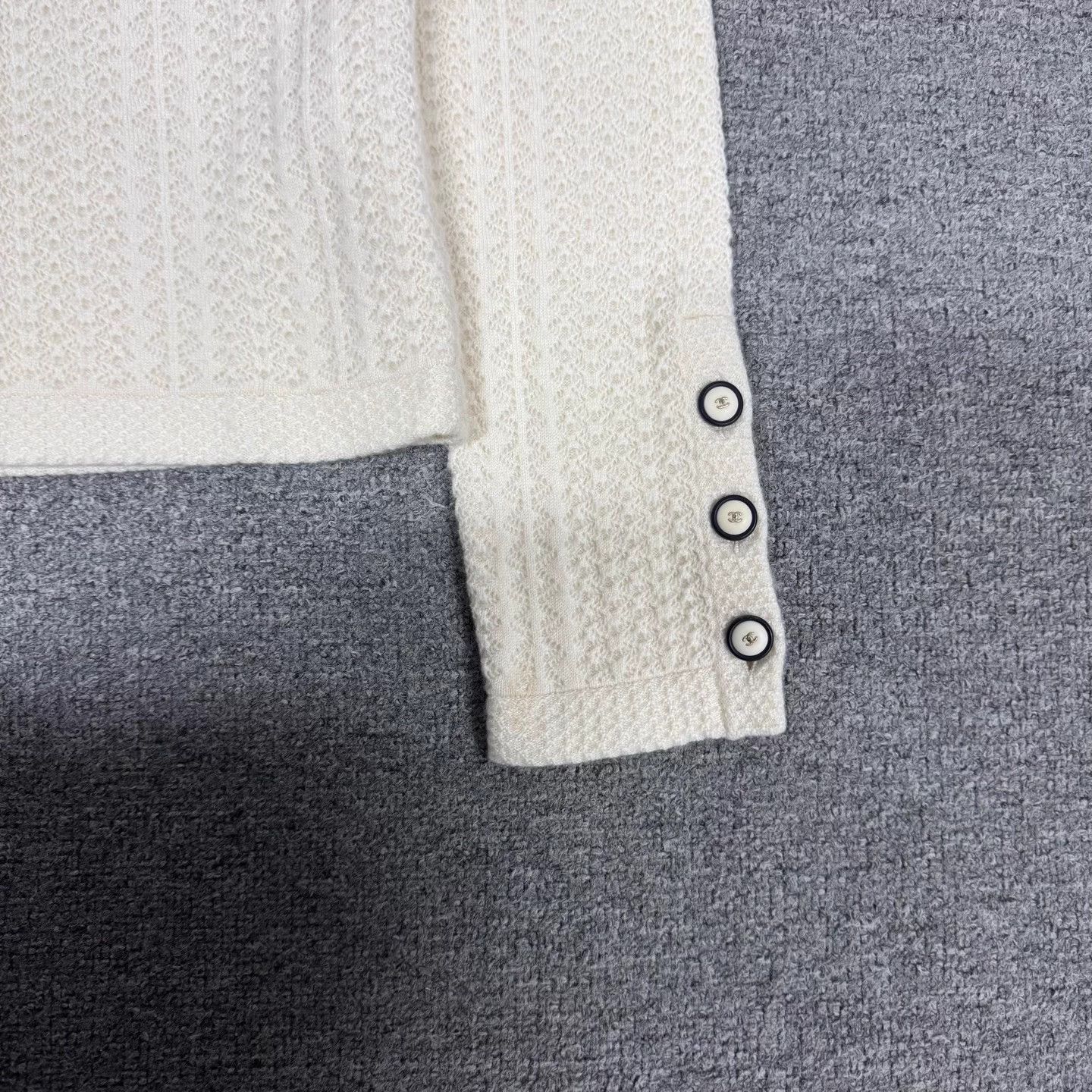 Chanel Chanel knit sweater 38 99 new Size S / US 4 / IT 40 - 3 Thumbnail
