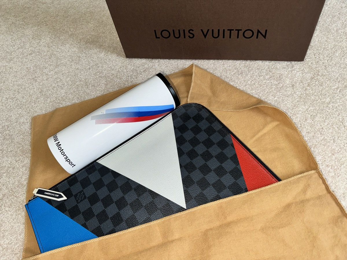 Louis Vuitton LOUIS VUITTON x AMERICA’S CUP CLUTCH BAG *RARE* Size ONE SIZE - 24 Thumbnail