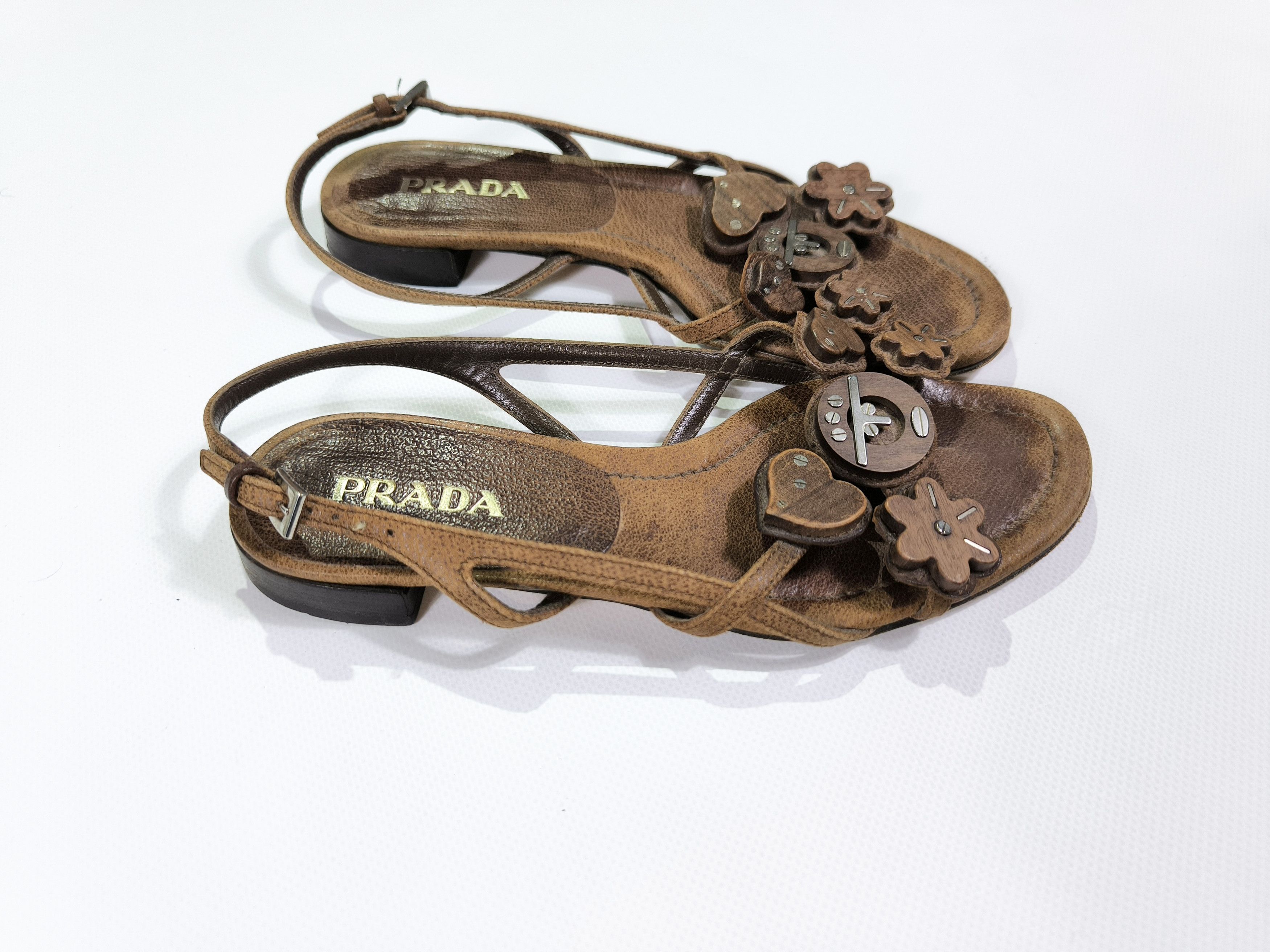 Prada Prada Wood Hearts Open Toe Leather Sandals Size 35 US5 UK2 Size US 5 / IT 35 - 4 Thumbnail