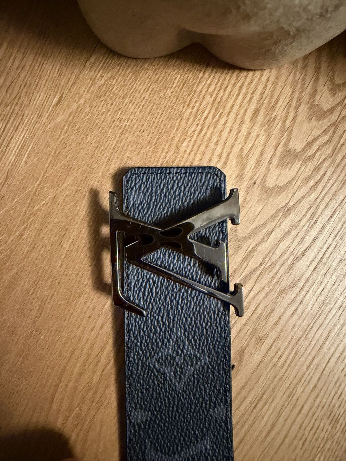 Louis Vuitton LV Initiales 40MM Reversible Size 40 - 4 Thumbnail