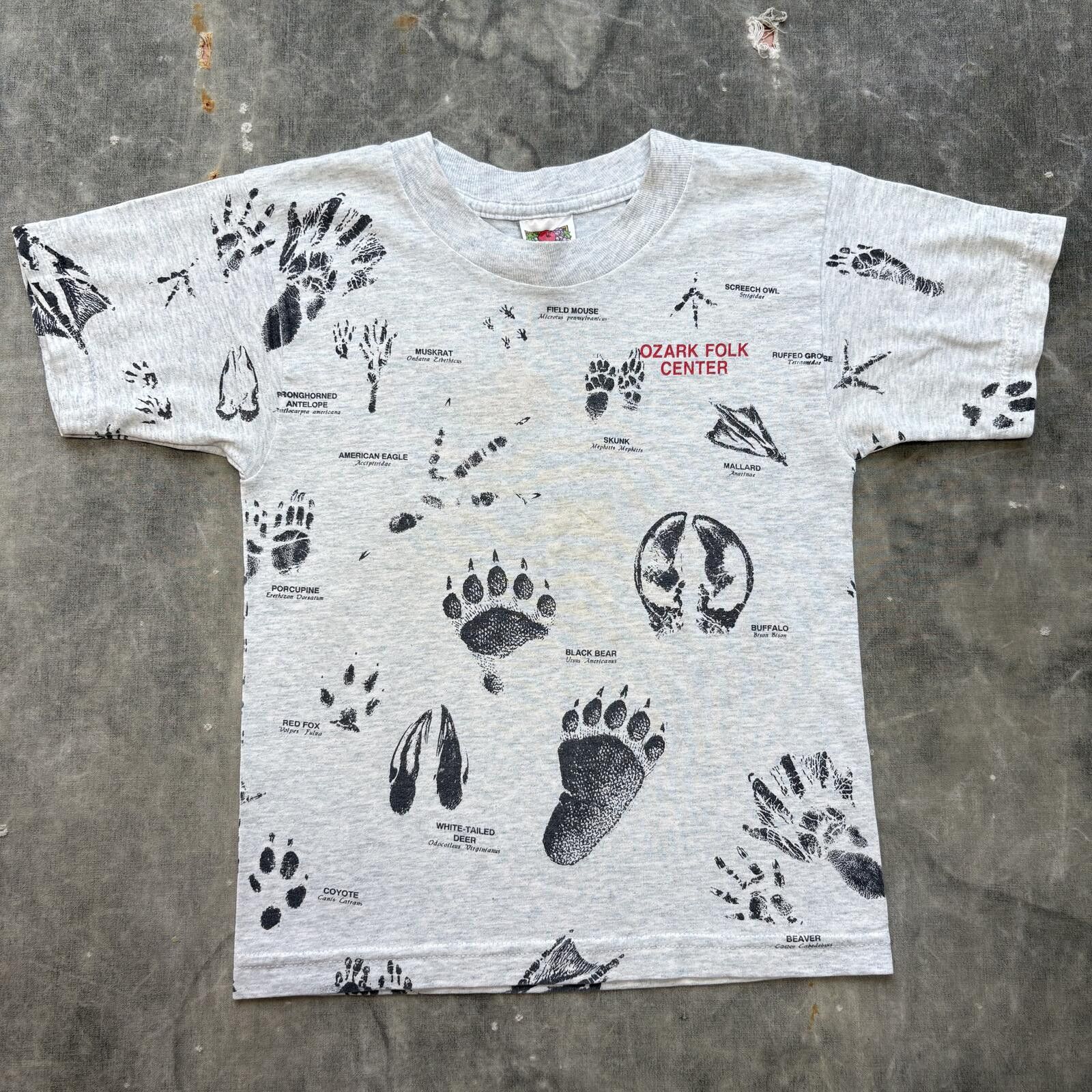 Fruit Of The Loom Vintage 90s Arkansas AOP Animal Footprints Women’s Baby Tee Size XS / US 0-2 / IT 36-38 - 1 Thumbnail