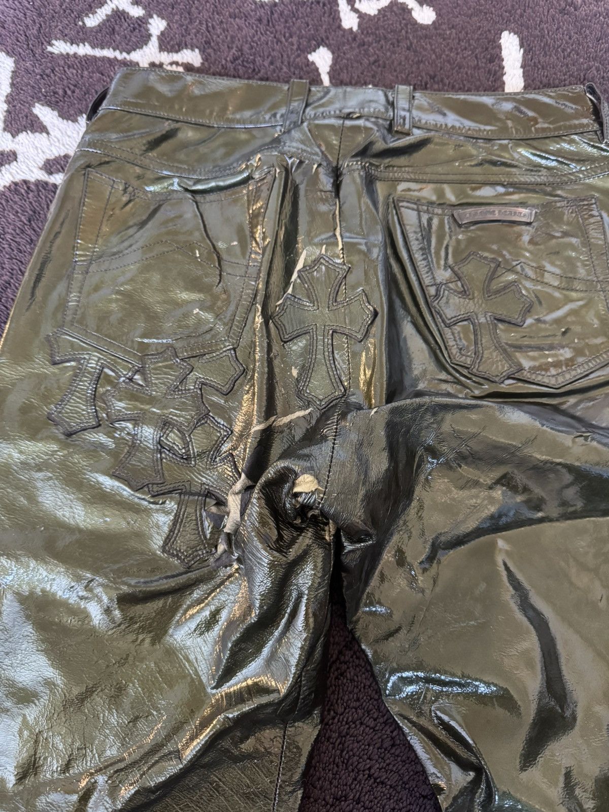 Chrome Hearts Chrome Hearts multi cross le fleur patent leather pants Size US 29 - 8 Thumbnail