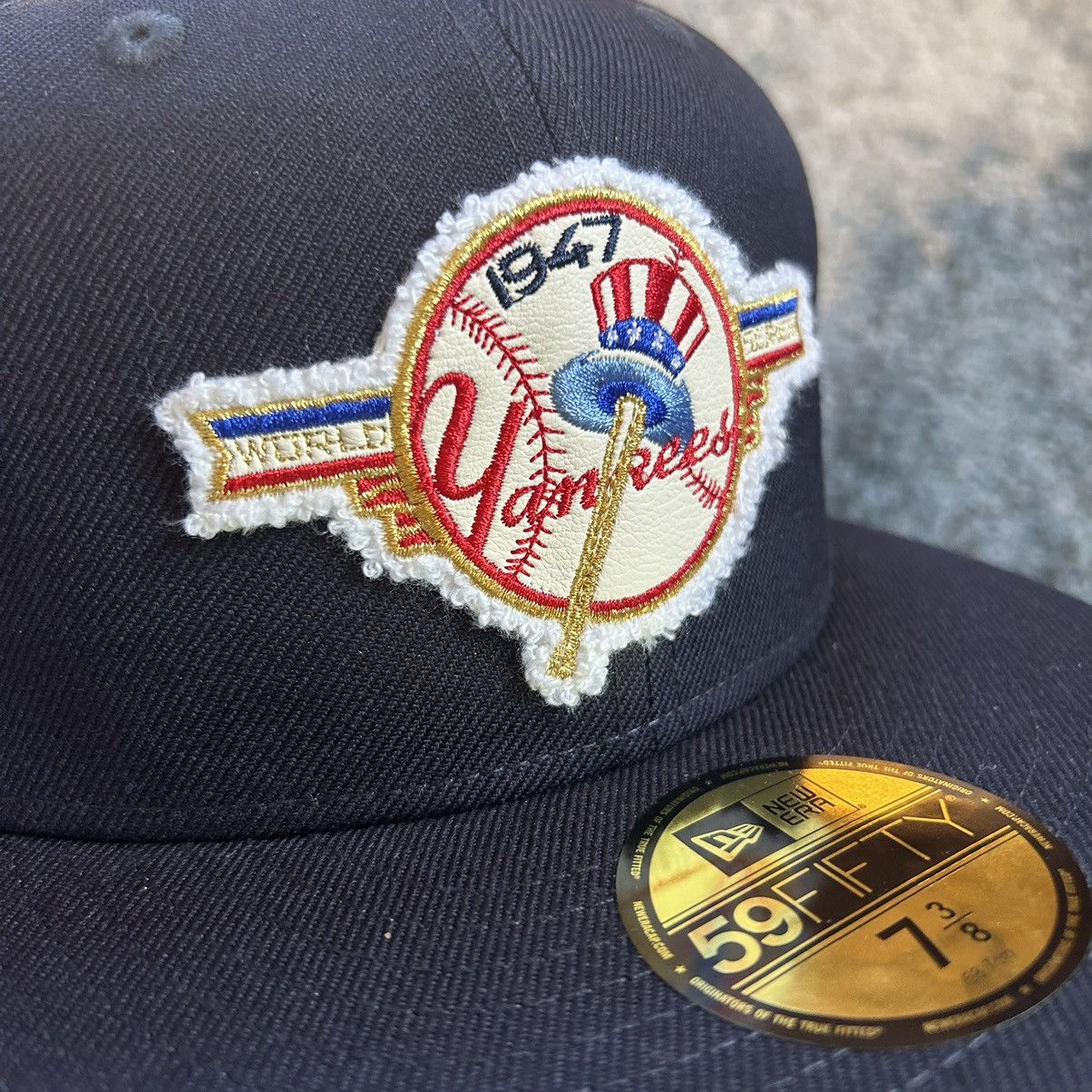 MyFitteds 7 3/8 NEW YORK YANKEES 1947 WORLD SERiES LEATHER PATCH Size ONE SIZE - 10 Thumbnail