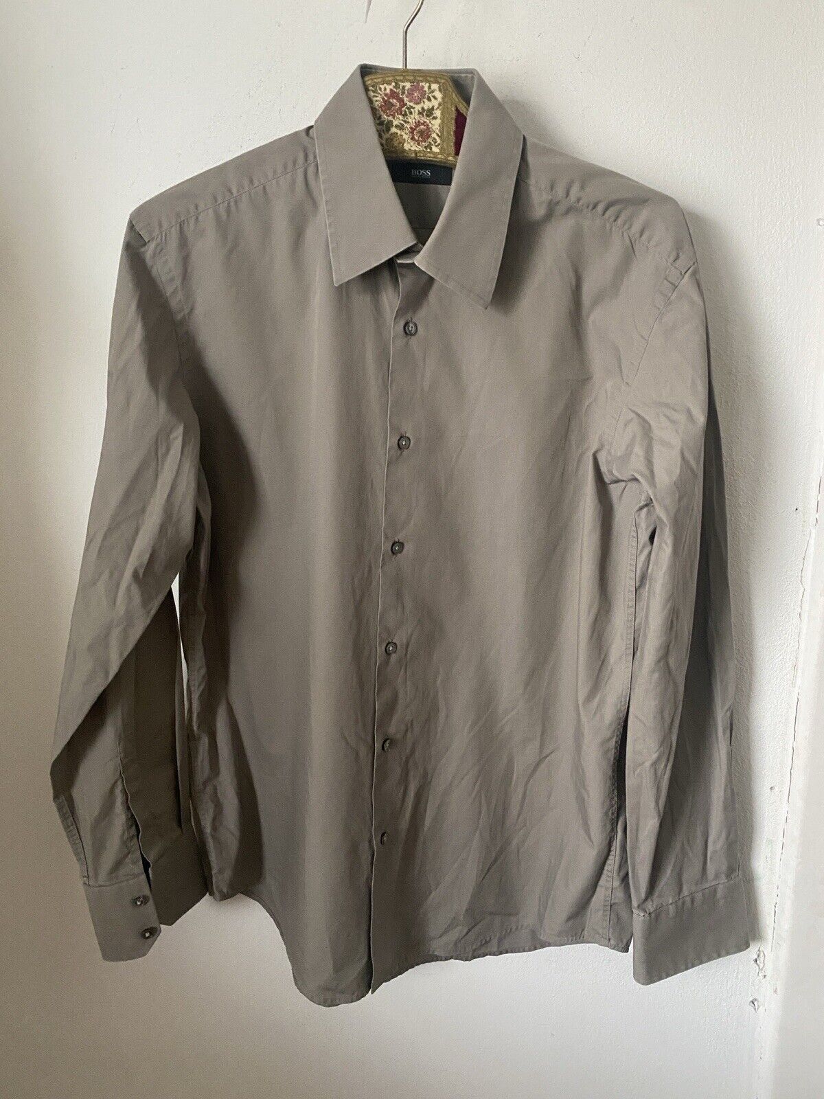 Hugo Boss Hugo Boss Shirt Mens Beige Size 42 A25 Size US L / EU 52-54 / 3 - 1 Thumbnail