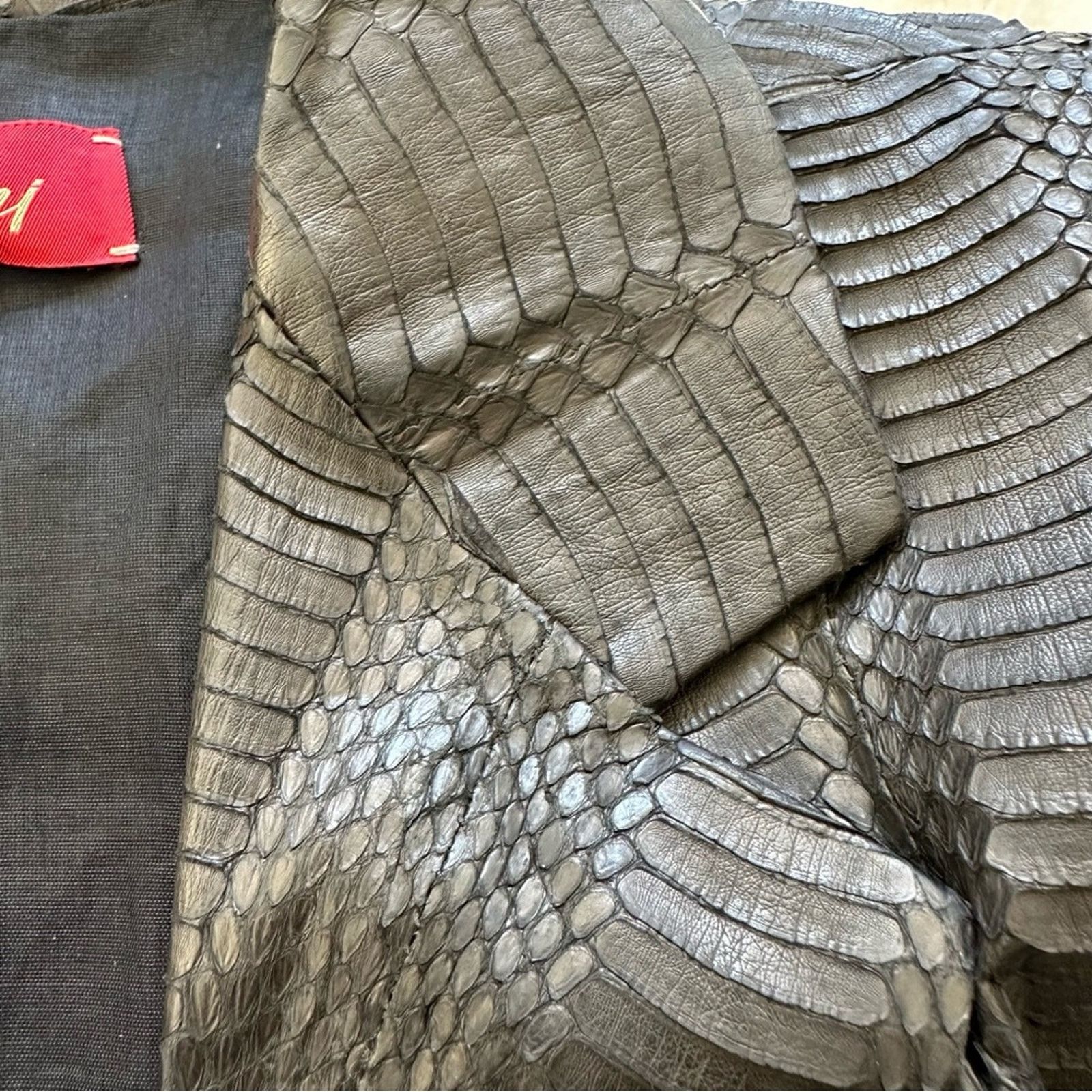 Brioni NWT! Brioni women snake skin leather blazer size 12 US 6500$ Size XL / US 12-14 / IT 48-50 - 11 Thumbnail