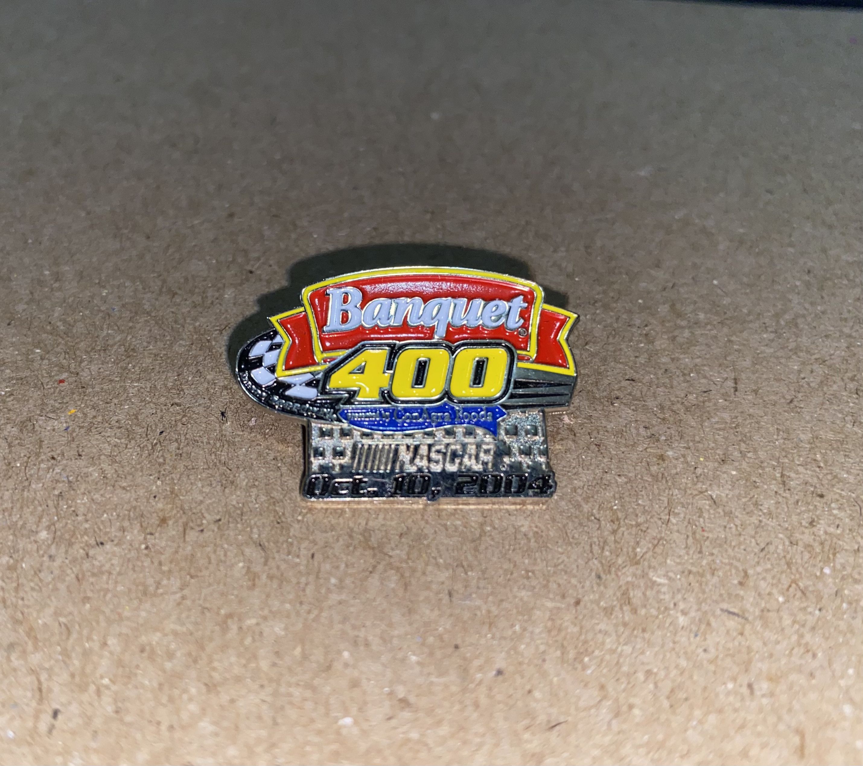 NASCAR Banquet 400 Racing Enamel Metal Pin Brooch 2004 NASCAR race Size ONE SIZE - 2 Thumbnail