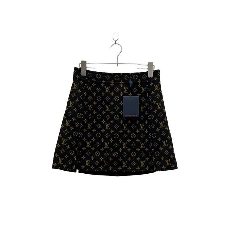 Louis Vuitton Louis Vuitton Monogram Mini Skirt Size US 36 / EU 52 - 1 Thumbnail