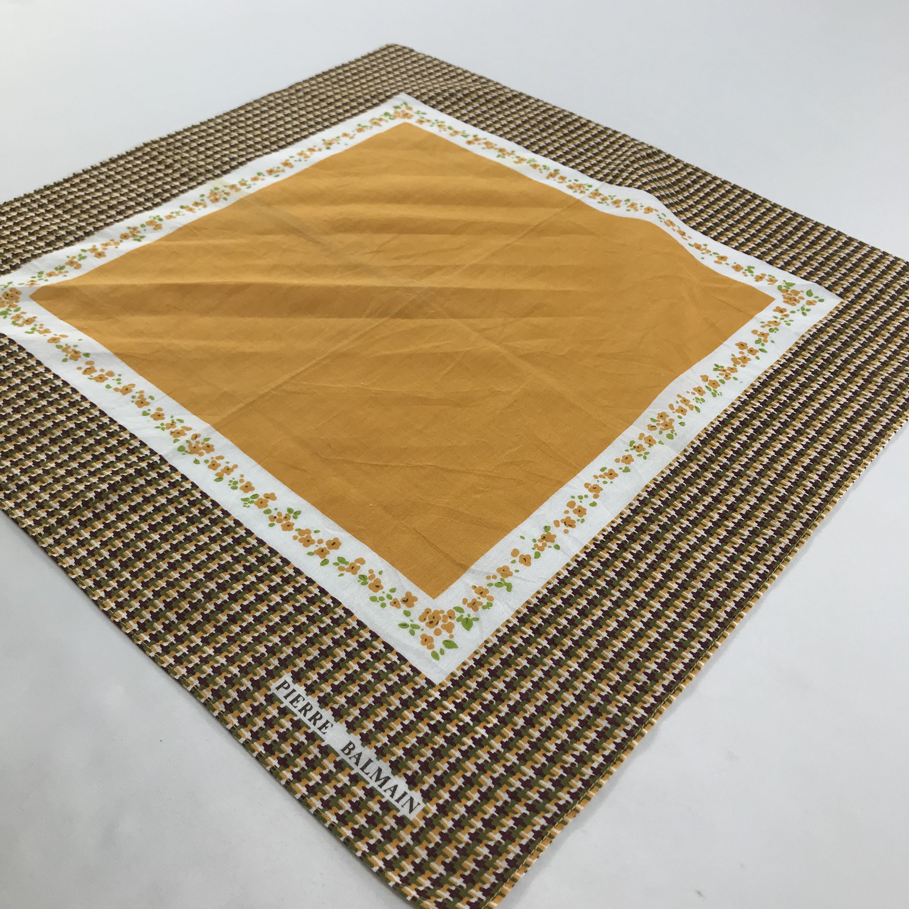 Pierre Balmain × Vintage Pierre Balmain Bandana / Handkerchief / Neckerchief - S1637 Size ONE SIZE - 2 Thumbnail
