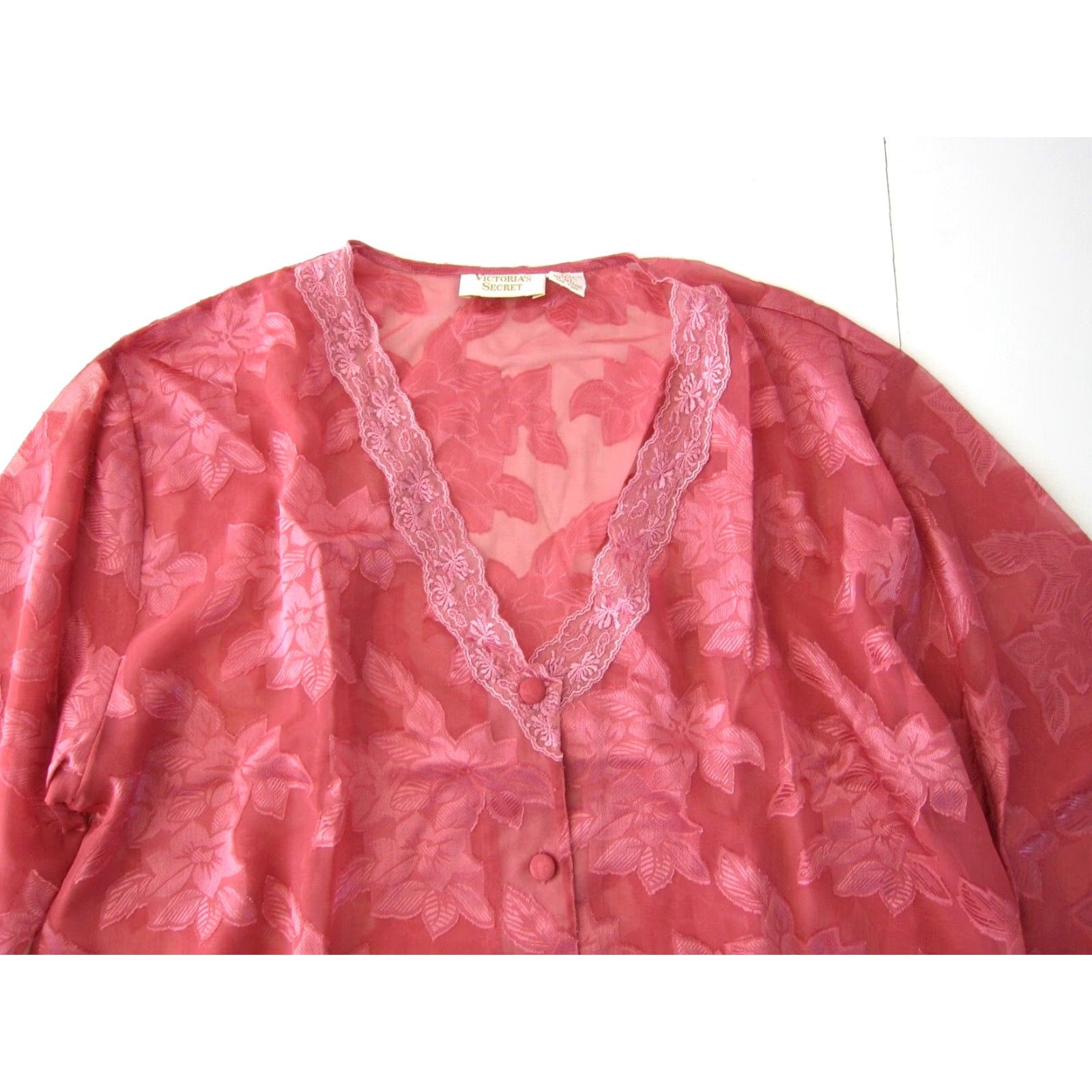 Victoria's Secret Vtg Victoria's Secret Pink Satin Floral Button Down Long Sleeve Nightgown M/L Size M / US 6-8 / IT 42-44 - 4 Thumbnail