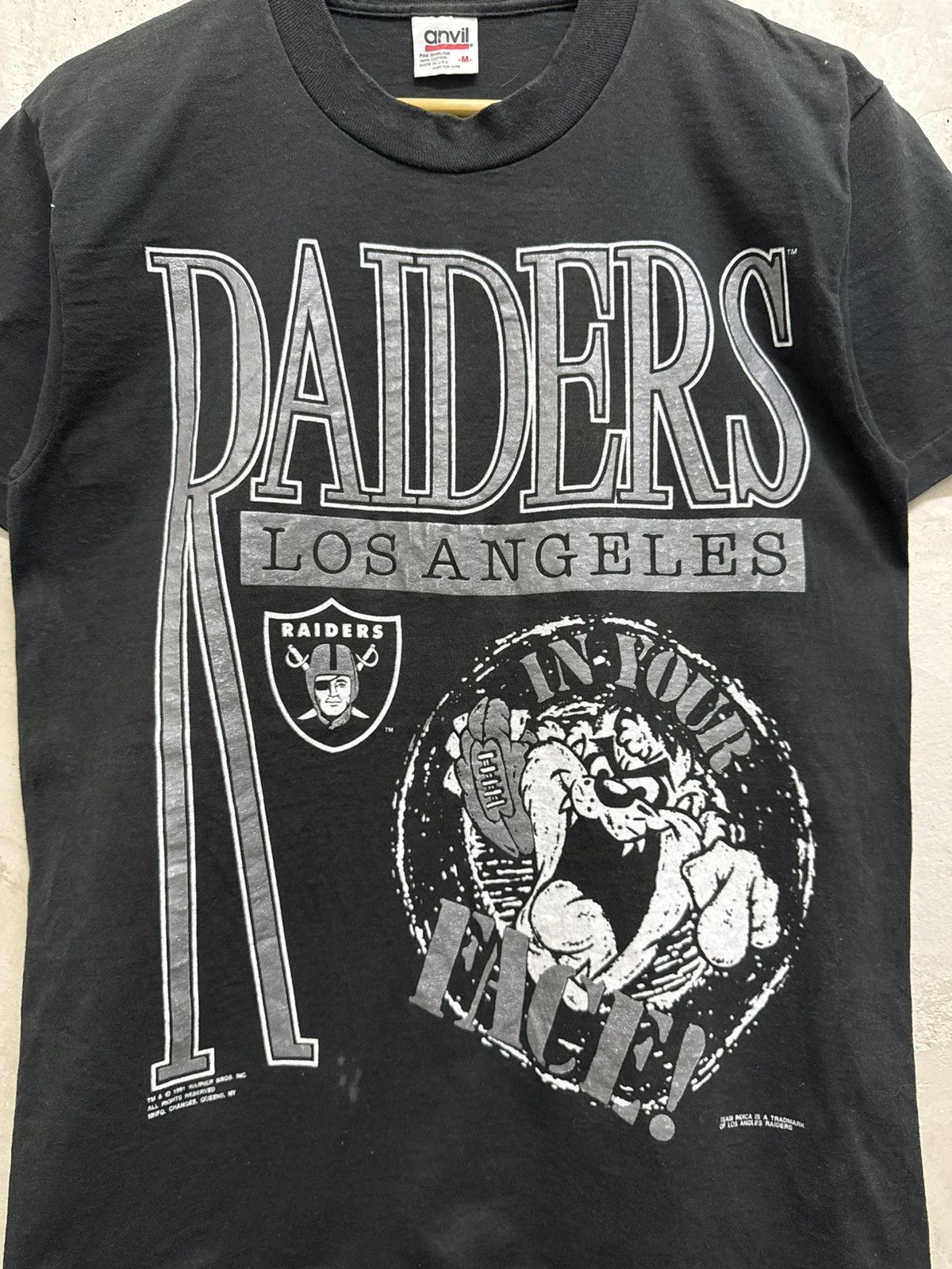 Vintage Vintage 1991 Los Angeles Raiders Tazmania Tee Size US M / EU 48-50 / 2 - 2 Thumbnail