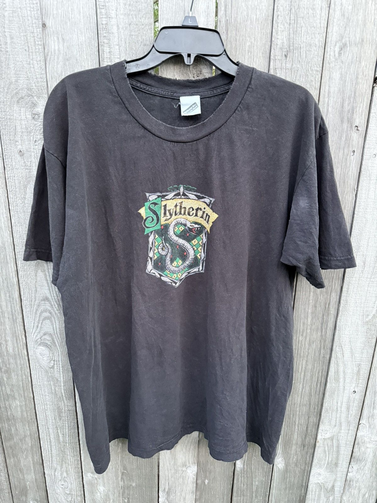 Vintage Vintage Y2K Harry Potter Slytherin Tshirt Size US XL / EU 56 / 4 - 1 Thumbnail