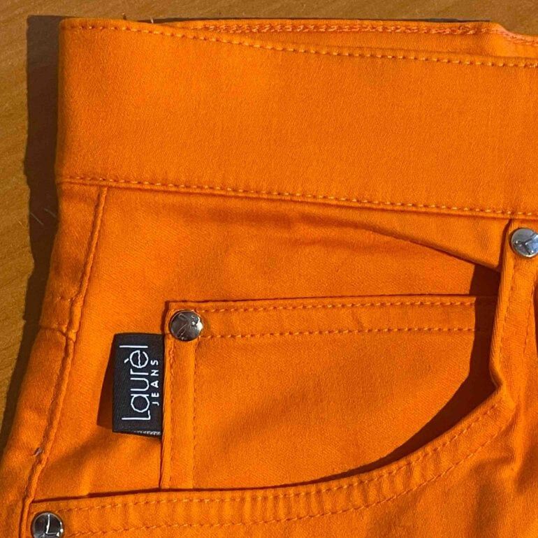 Laurel LAUREL JEANS BRAND NEW ITALIAN DENIM Size 27" / US 4 / IT 40 - 3 Thumbnail