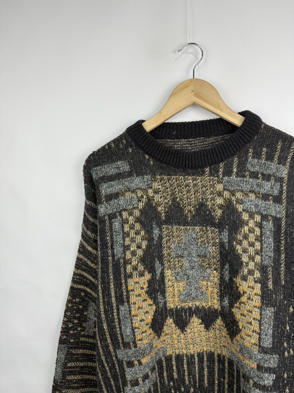 Hugo Boss 🇮🇹 Vintage 90s Hugo Boss Archive Knit Sweaters Made in Italy Size US M / EU 48-50 / 2 - 4 Thumbnail