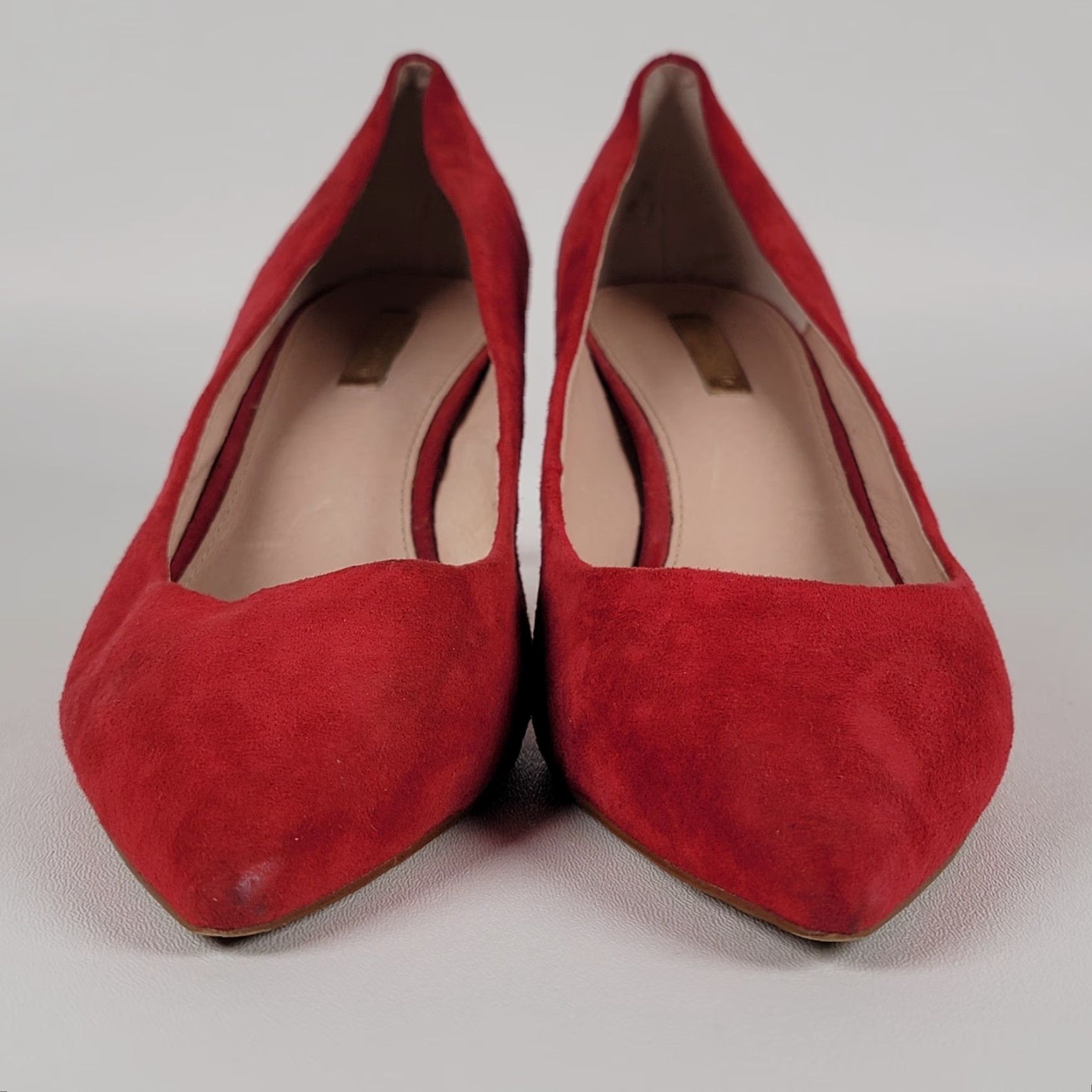 Vintage Louise et Cie Jordyna Pointed Toe Pump Womens 42 Pomegranate Suede Size 10 M Red Leather Lining Synthetic Sole Heel 2-1/2" Size US 10 / IT 40 - 3 Thumbnail