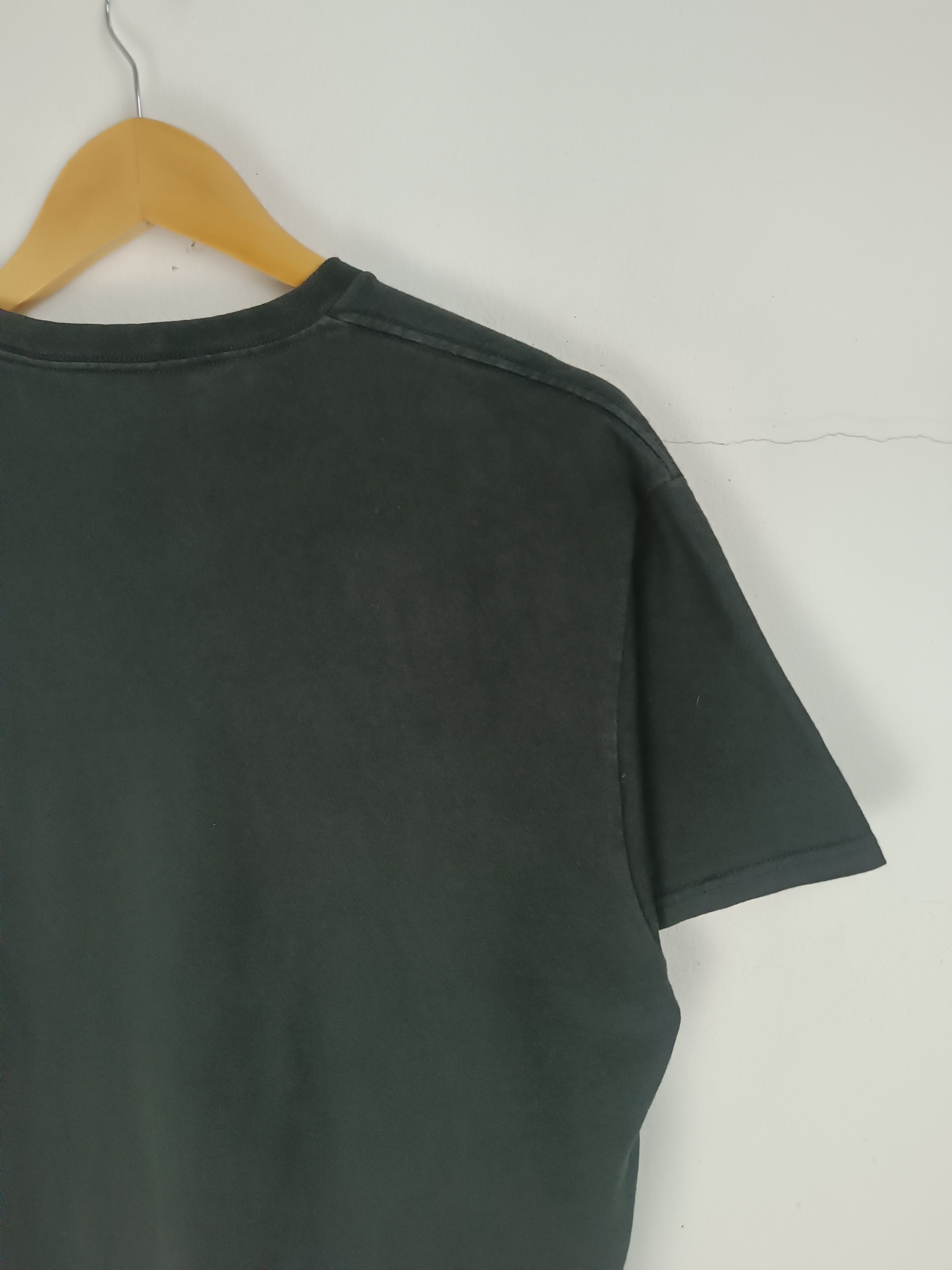 Microsoft RESIDENT EVIL VILLAGE LADY DIMITRESCU VILLAIN VERY RARE TEE Size US L / EU 52-54 / 3 - 12 Thumbnail
