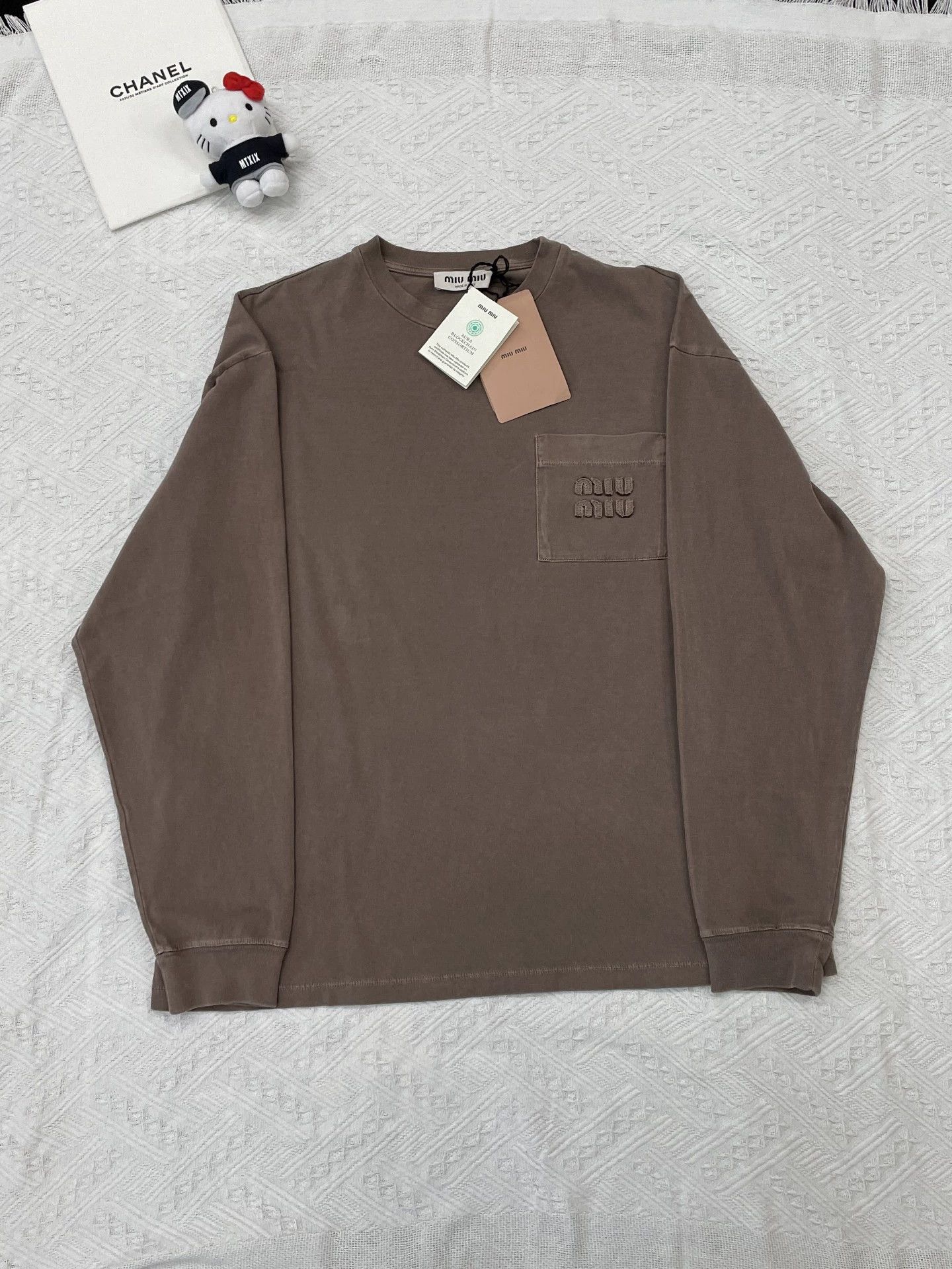 Miu Miu MIU MIU Ebony Long Sleeve Tee Women's Size S NWT Size S / US 4 / IT 40 - 1 Thumbnail