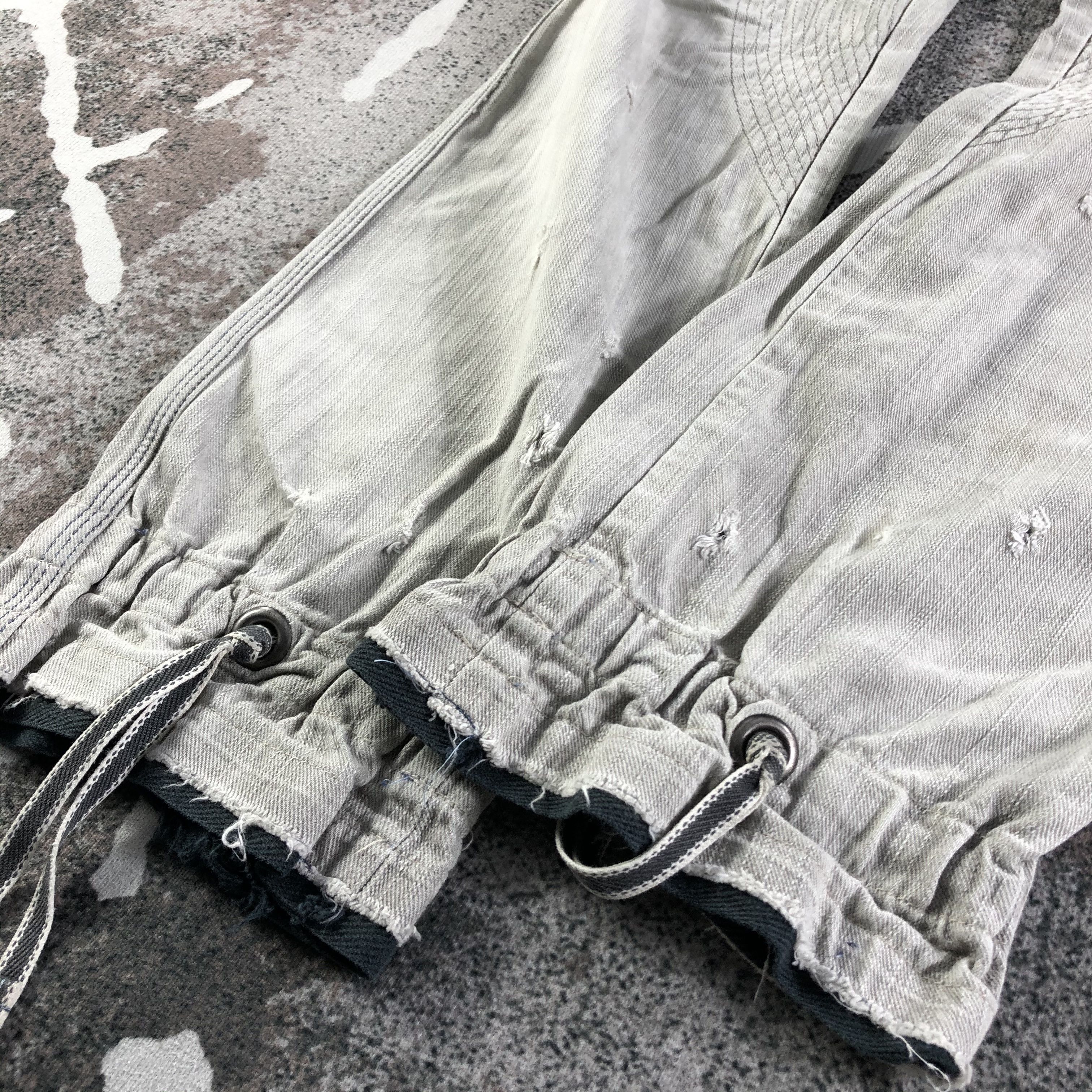 Japanese Brand Distress Japanese Brand Jeans Faded Gray Denim KJ2328 Size US 30 / EU 46 - 6 Thumbnail
