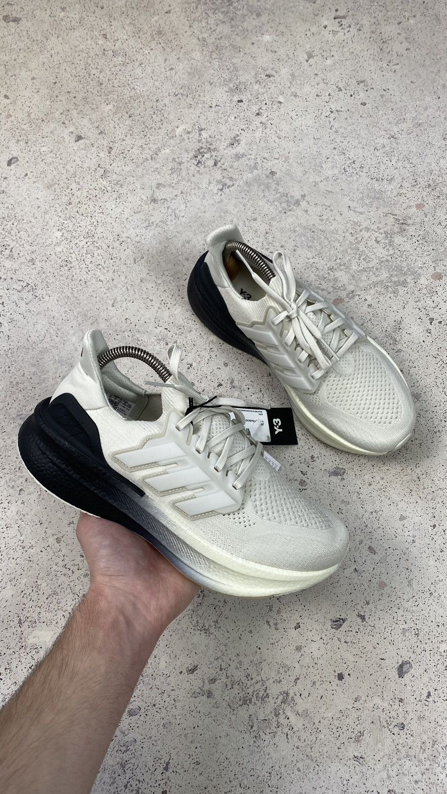 Y-3 ADIDAS Y-3 UltraBOOST 5 Yohji Yamamoto Grey/Black - JR6648 Size US 6 / EU 39 - 4 Thumbnail