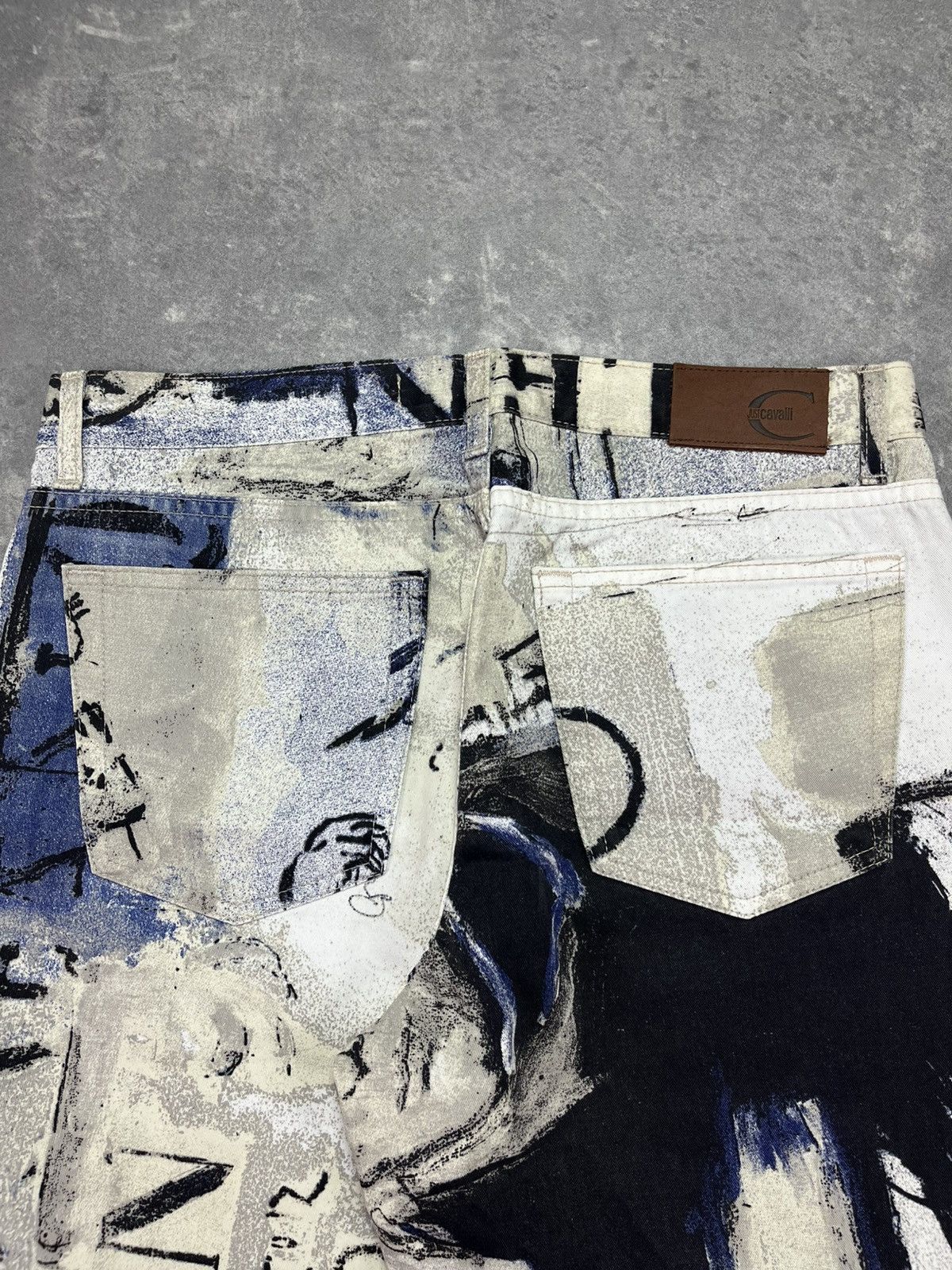 Just Cavalli 00s Just Cavalli Napoleon Parody Cropped Jeans 30 31 Size US 31 - 16 Thumbnail
