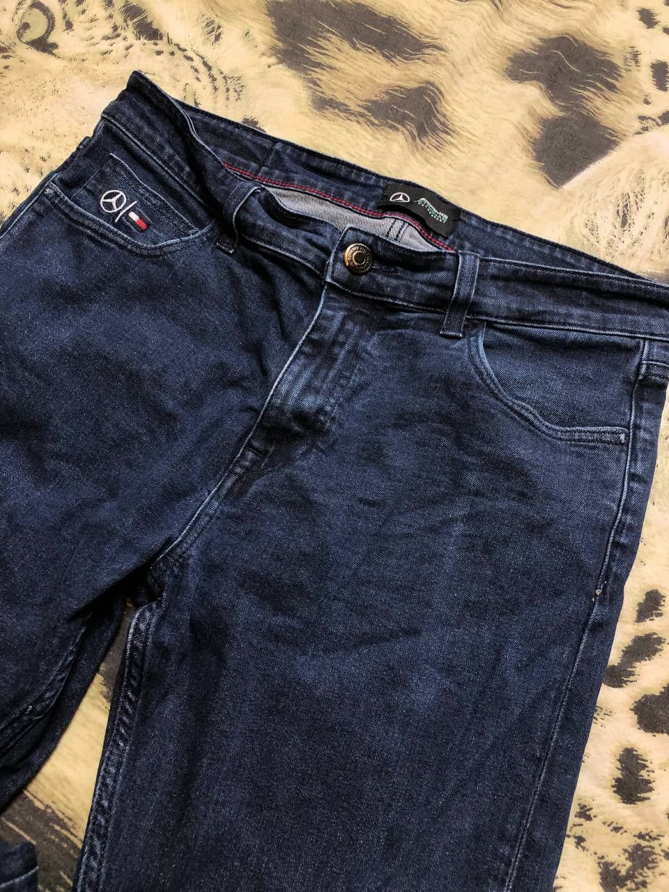Tommy Hilfiger MERCEDES BENZ PETRONAS AMG Faded Distressed Denim Jeans Size US 34 / EU 50 - 16 Thumbnail