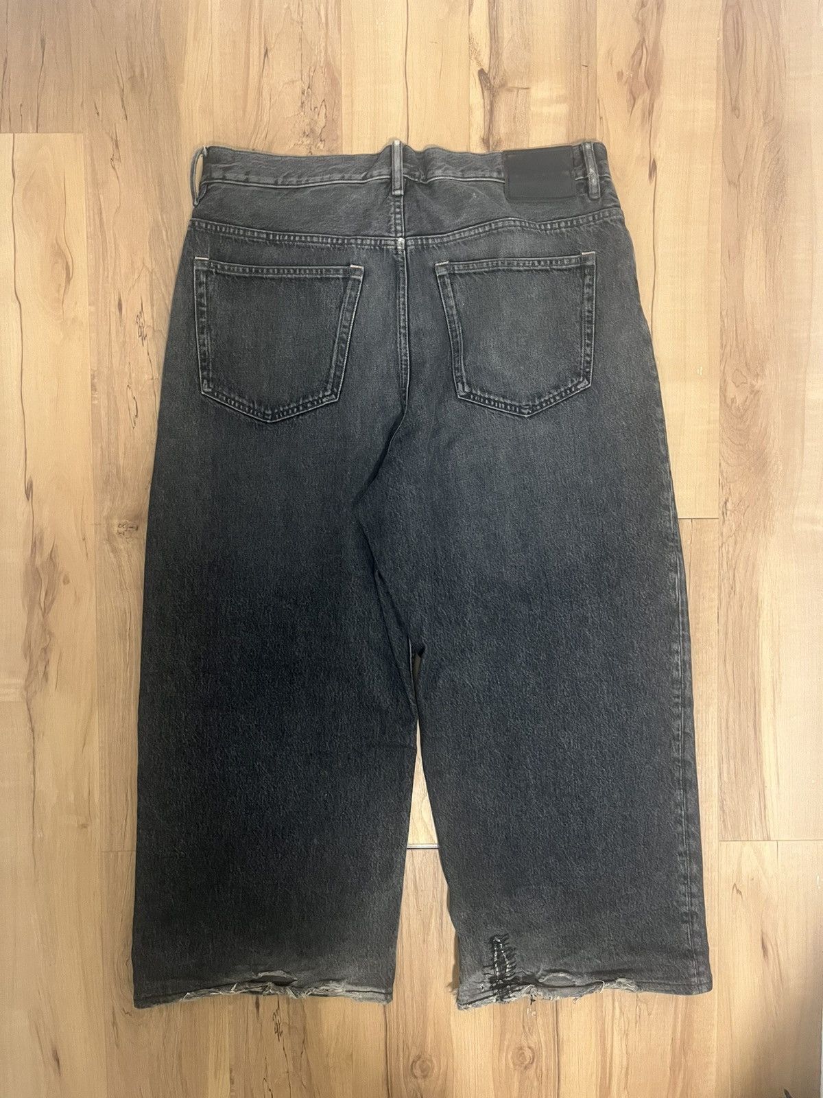 Acne Studios Acne studios baggy black denim Size US 34 / EU 50 - 2 Thumbnail