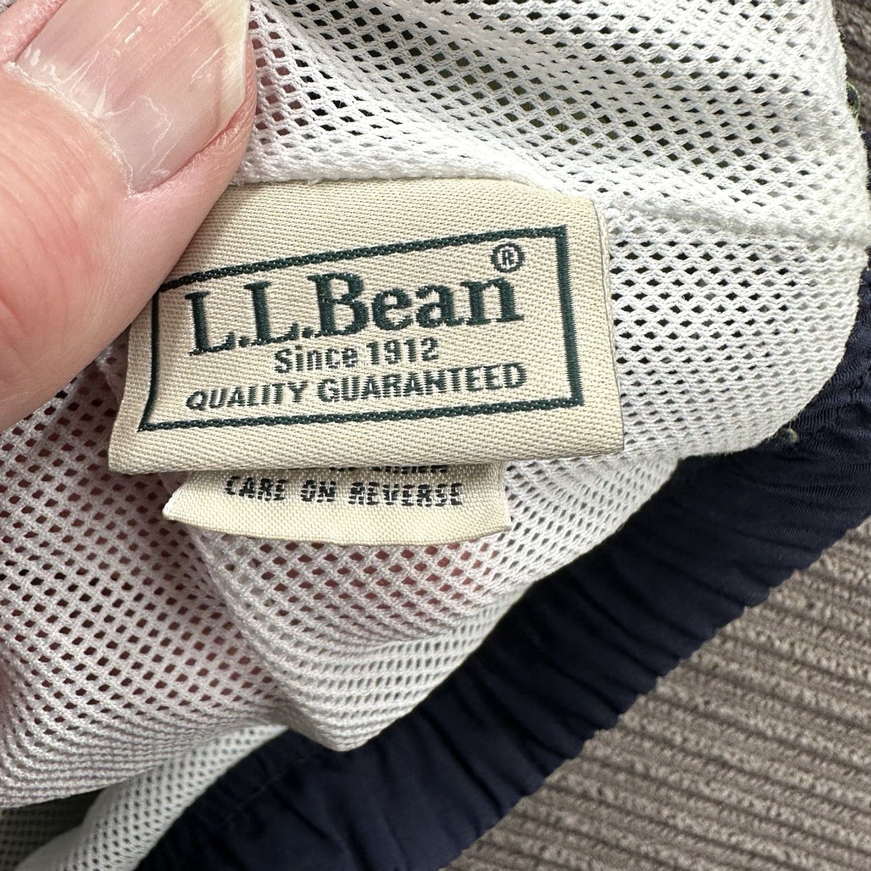 Vintage L.L. Bean Swim Trunks Bottom Men Large Green Polyester Drawstring Lined Beach Weekend Gosn Size ONE SIZE - 3 Thumbnail