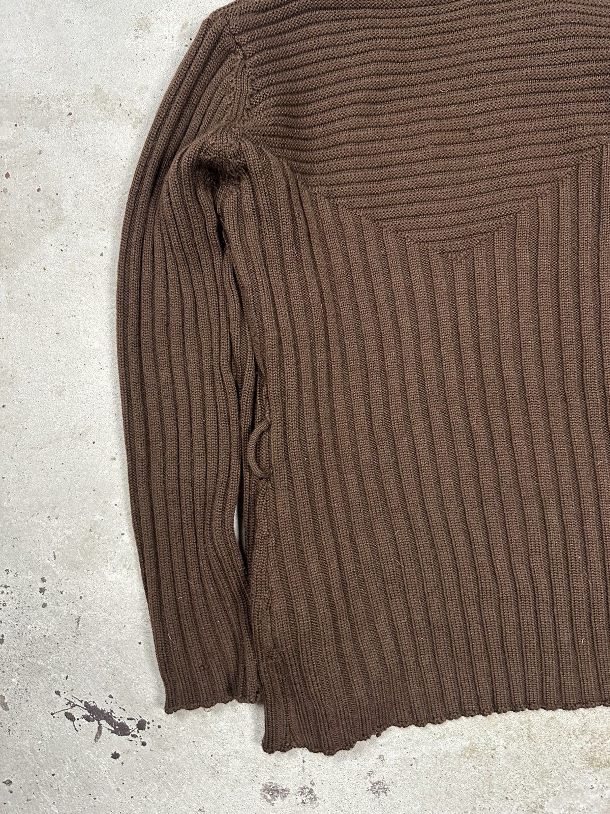 Alexander McQueen Vintage FW 90s Alexander McQueen Wool Brown Runway Cardigan Size M / US 6-8 / IT 42-44 - 12 Thumbnail