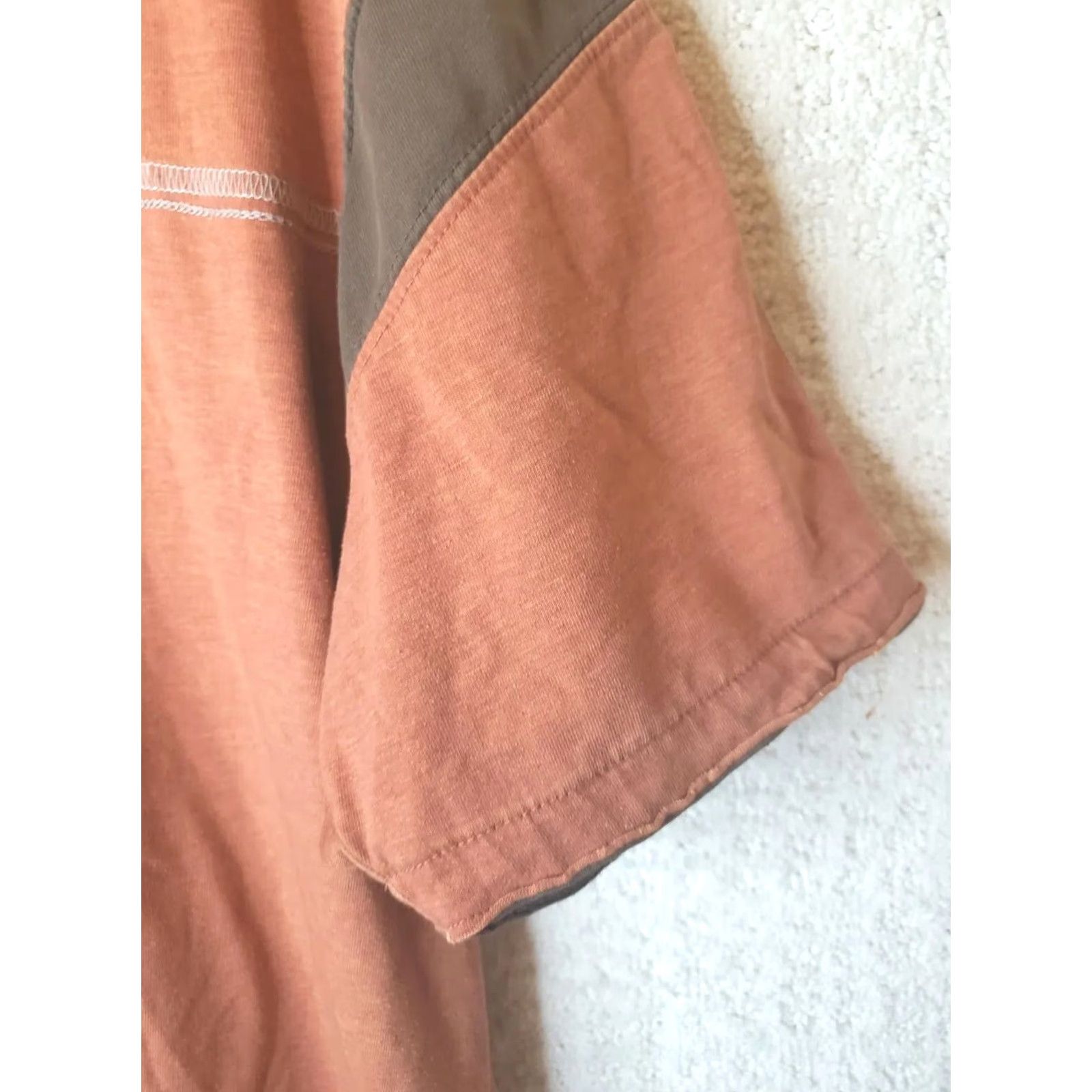 Vintage VINTAGE XG Men's Short Sleeve Tee Shirt L Burnt Orange Brown Crew Neck Shirt Mens Regular 100% Cotton Solid Stripe Size US L / EU 52-54 / 3 - 6 Thumbnail