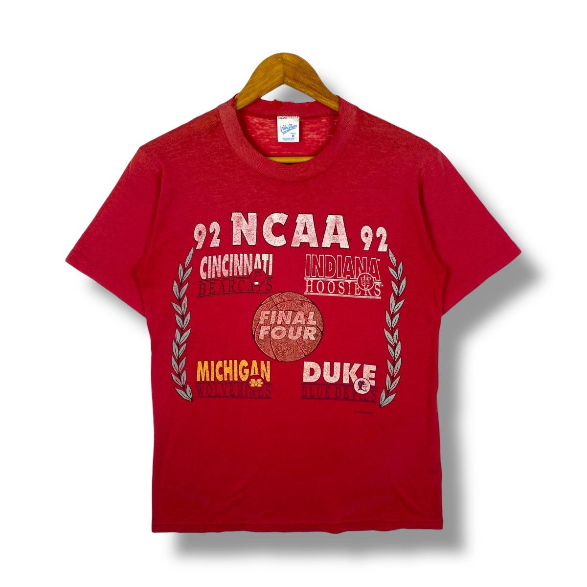 Vintage Distressed Vintage 90s NCAA Final Four Graphic Tee Shirt Size US M / EU 48-50 / 2 - 1 Thumbnail