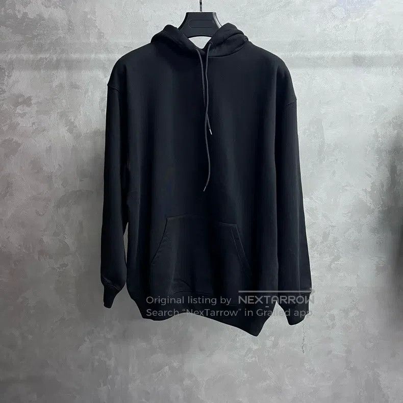 Balenciaga Balenciaga Black back big logo print sweatshirt Size US S / EU 44-46 / 1 - 1 Thumbnail