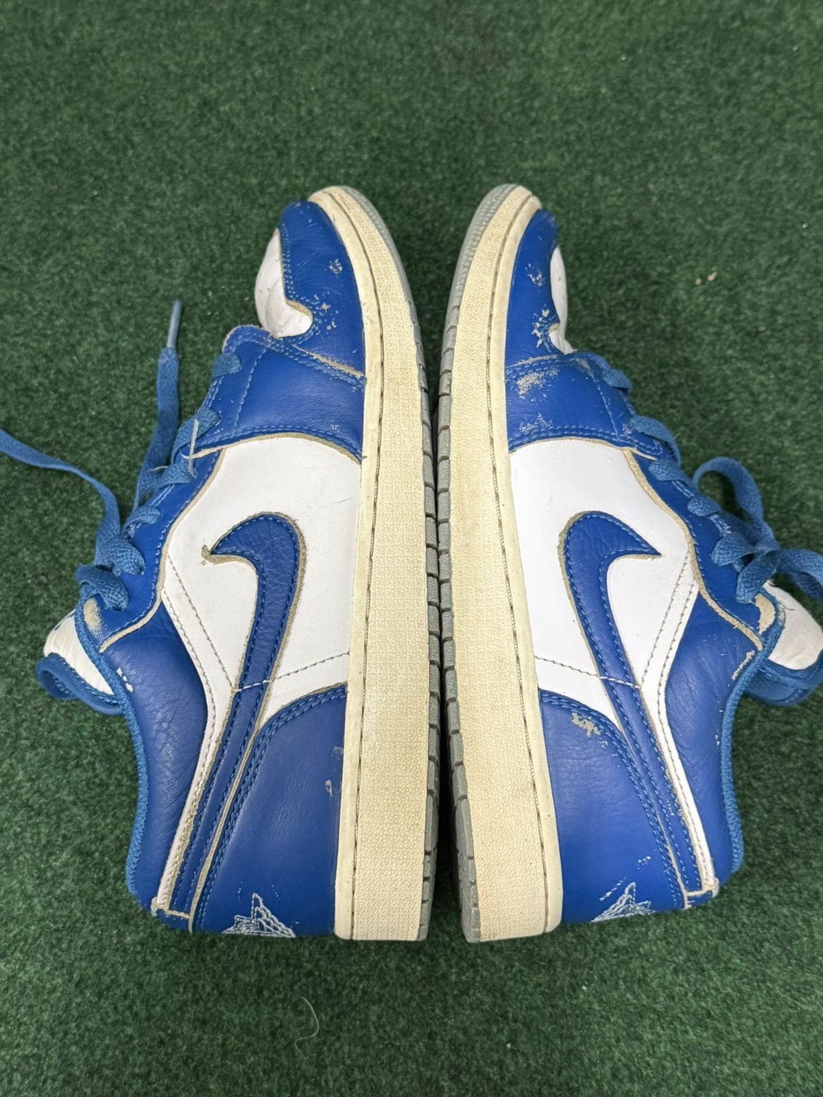 Jordan Brand Air Jordan 1 Retro Low SE Industrial Blue GS FN9137-141 Size US 6.5 / EU 39-40 - 3 Thumbnail