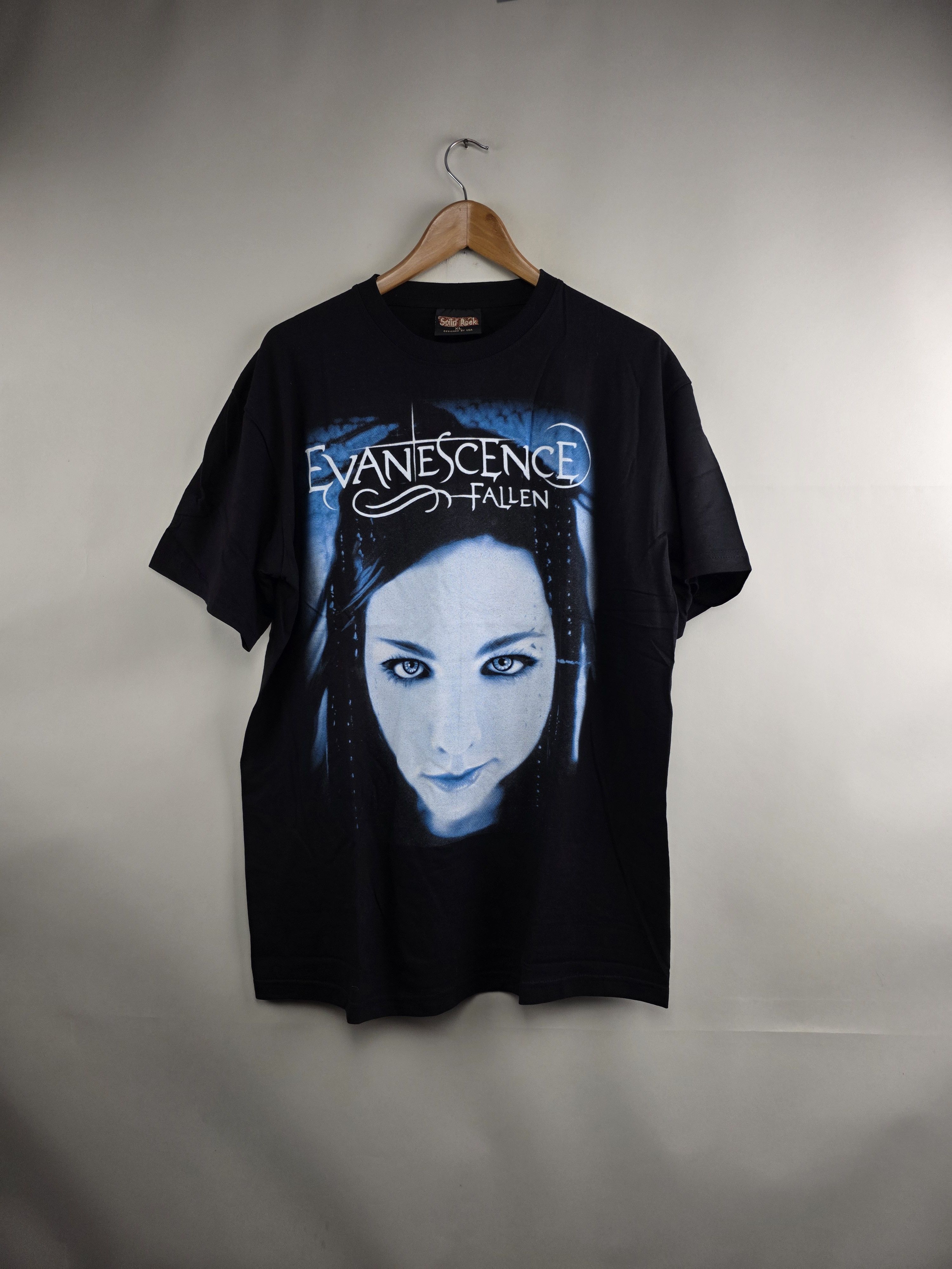 Vintage 2003 Evanescence Fallen vintage band tee Y2K XL 22.5" 30" Size US XL / EU 56 / 4 - 1 Thumbnail