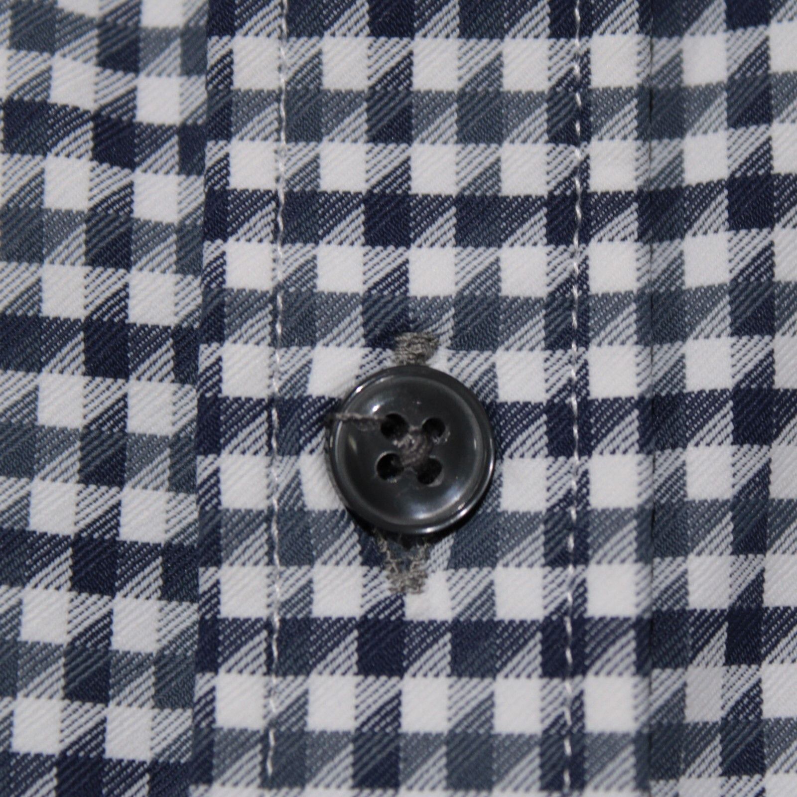 Robert Graham Robert Graham New with tags Shirt Size L US In Blue Size US L / EU 52-54 / 3 - 7 Thumbnail