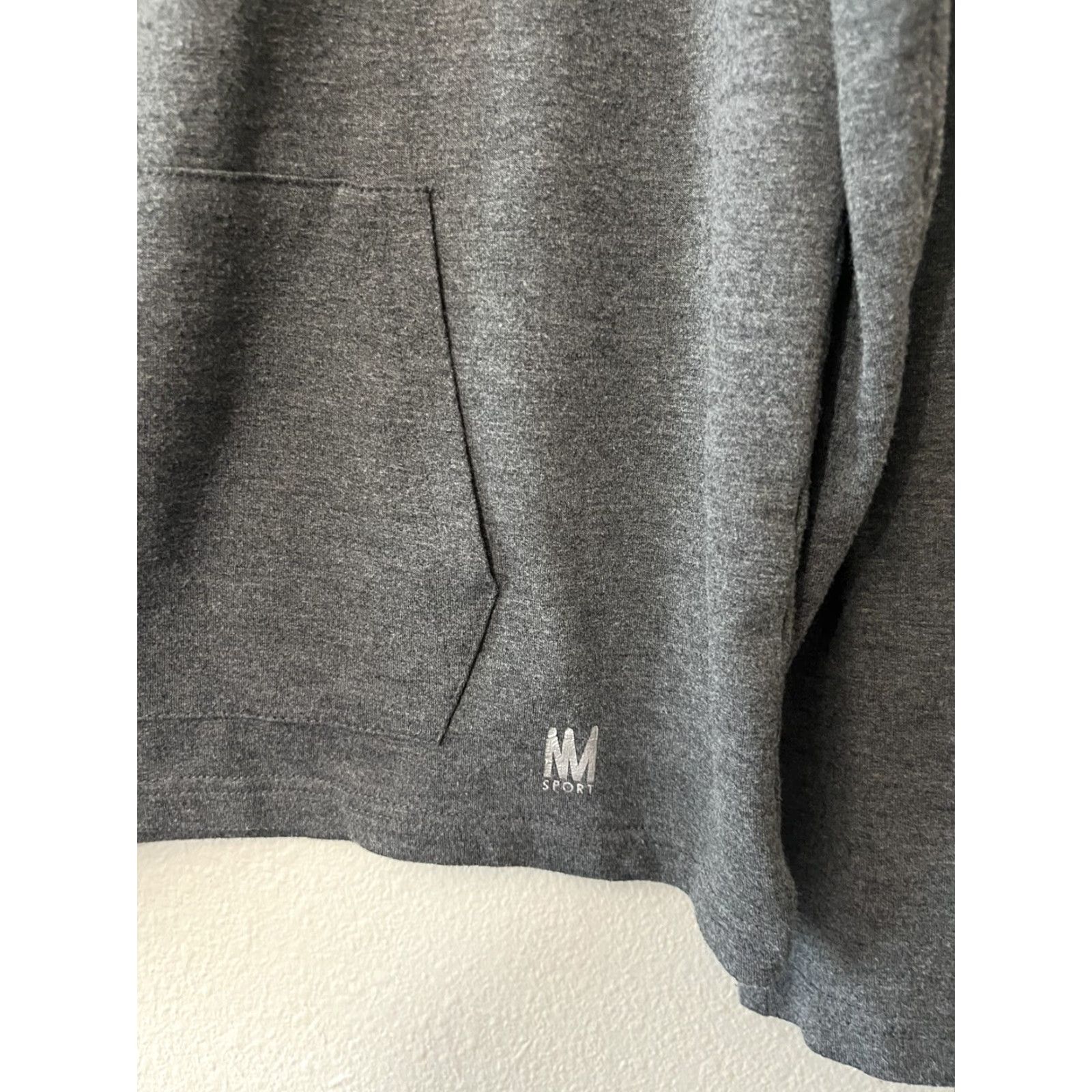 Nicole Miller NICOLE MILLER NEW YORK Active Womens Hoodie Size L Cropped Gray Thumb Holes Pullover Hooded Logo Athletic Modern City Outdoor Sports Size L / US 10 / IT 46 - 4 Thumbnail