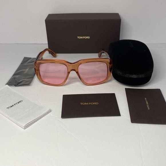 ? - New  - TOM FORD SUNGLASSES TOM FORD BAILEY-02 TF885 45Y EYEWEAR TOM FORD… Tom Ford Sunglasses Bailey-02 Brown Honey Transparent Pink  main image 4